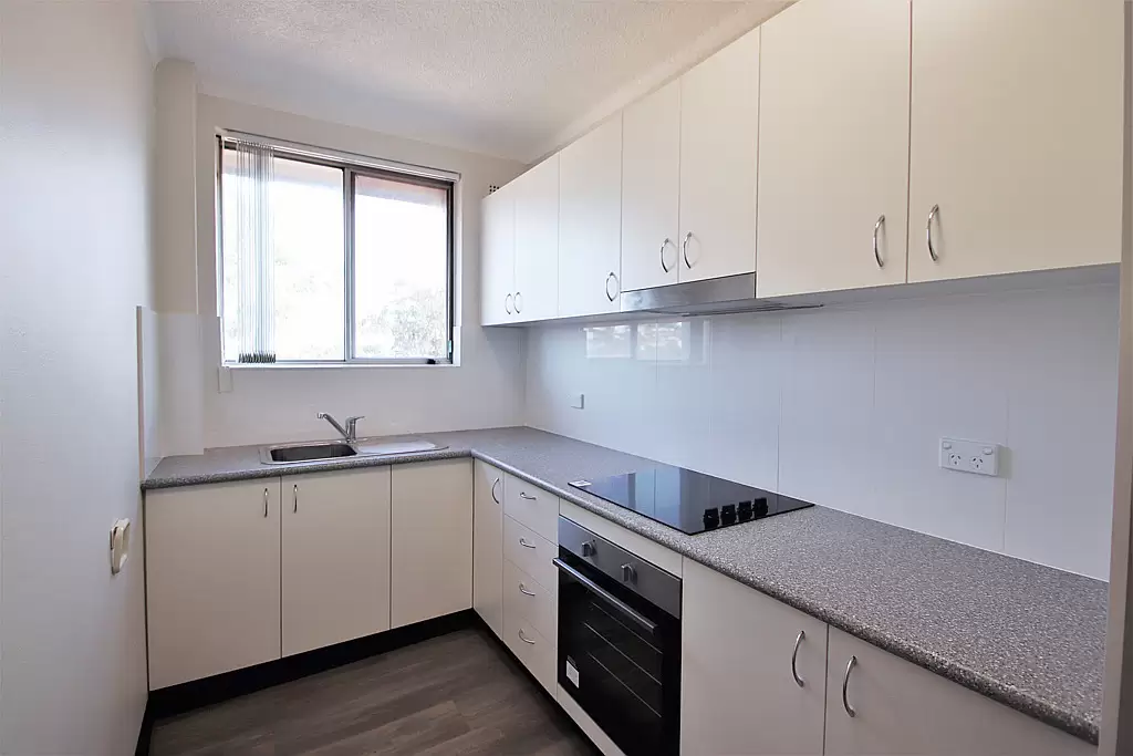 14/16 Linsley Street, Gladesville Leased by Cassidy Real Estate - image 1