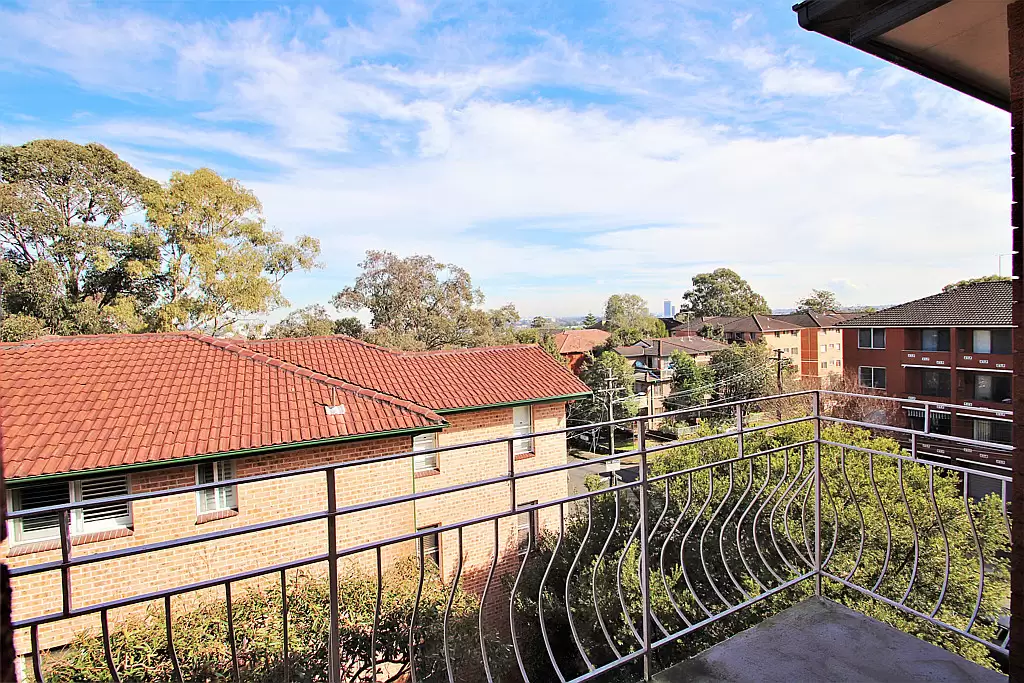 14/16 Linsley Street, Gladesville Leased by Cassidy Real Estate - image 1