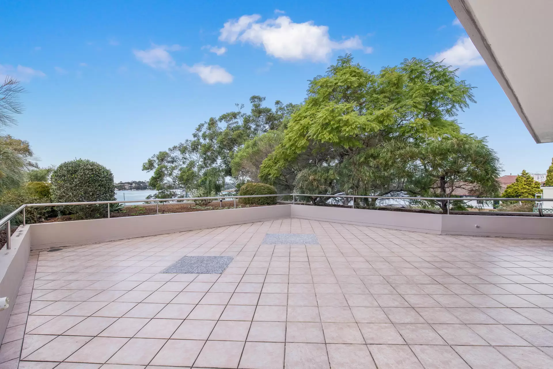 3/90 Champion Road, Tennyson Point Leased by Cassidy Real Estate - image 1
