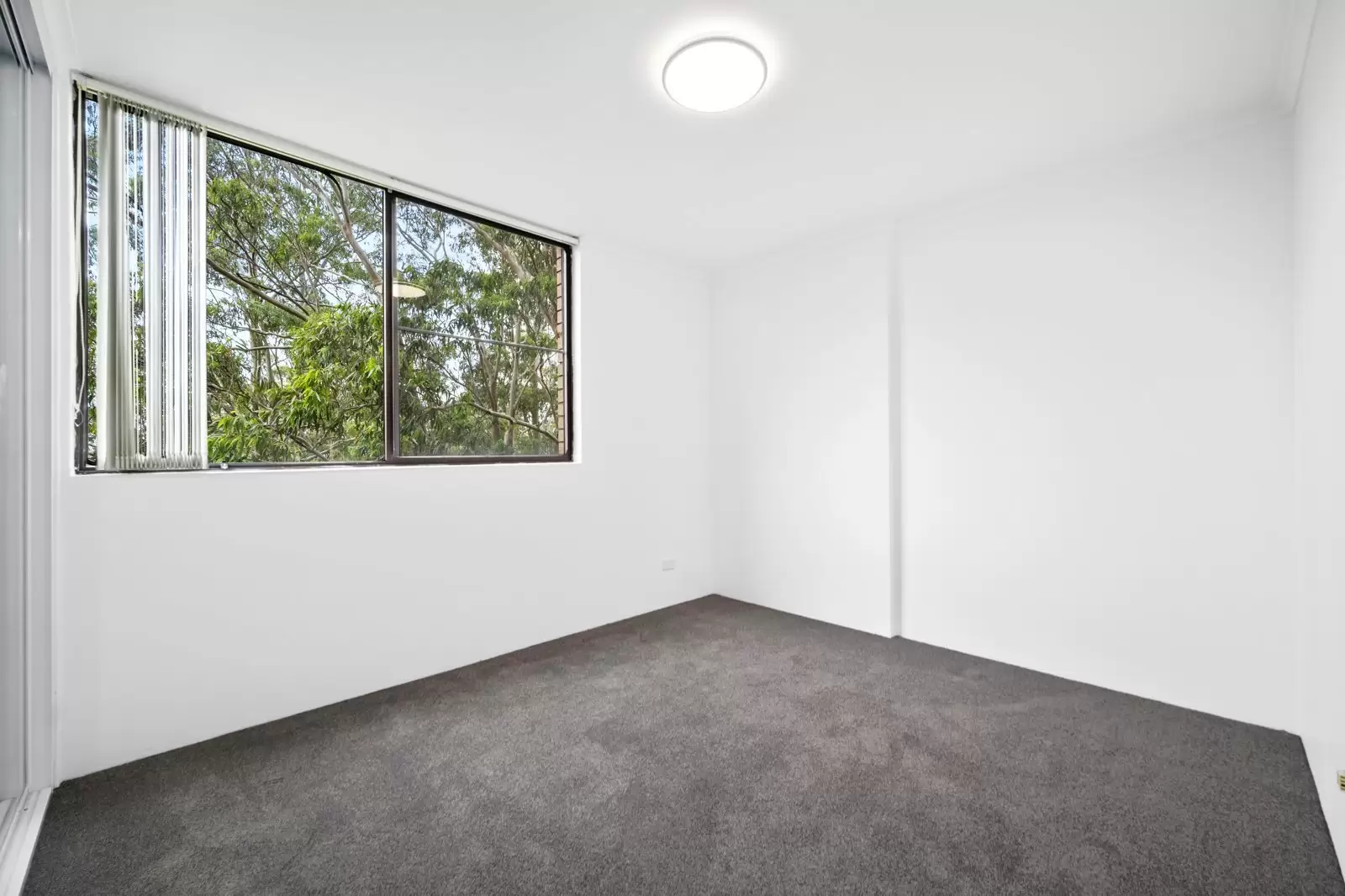 18/46-48 Khartoum Road, Macquarie Park Leased by Cassidy Real Estate - image 1