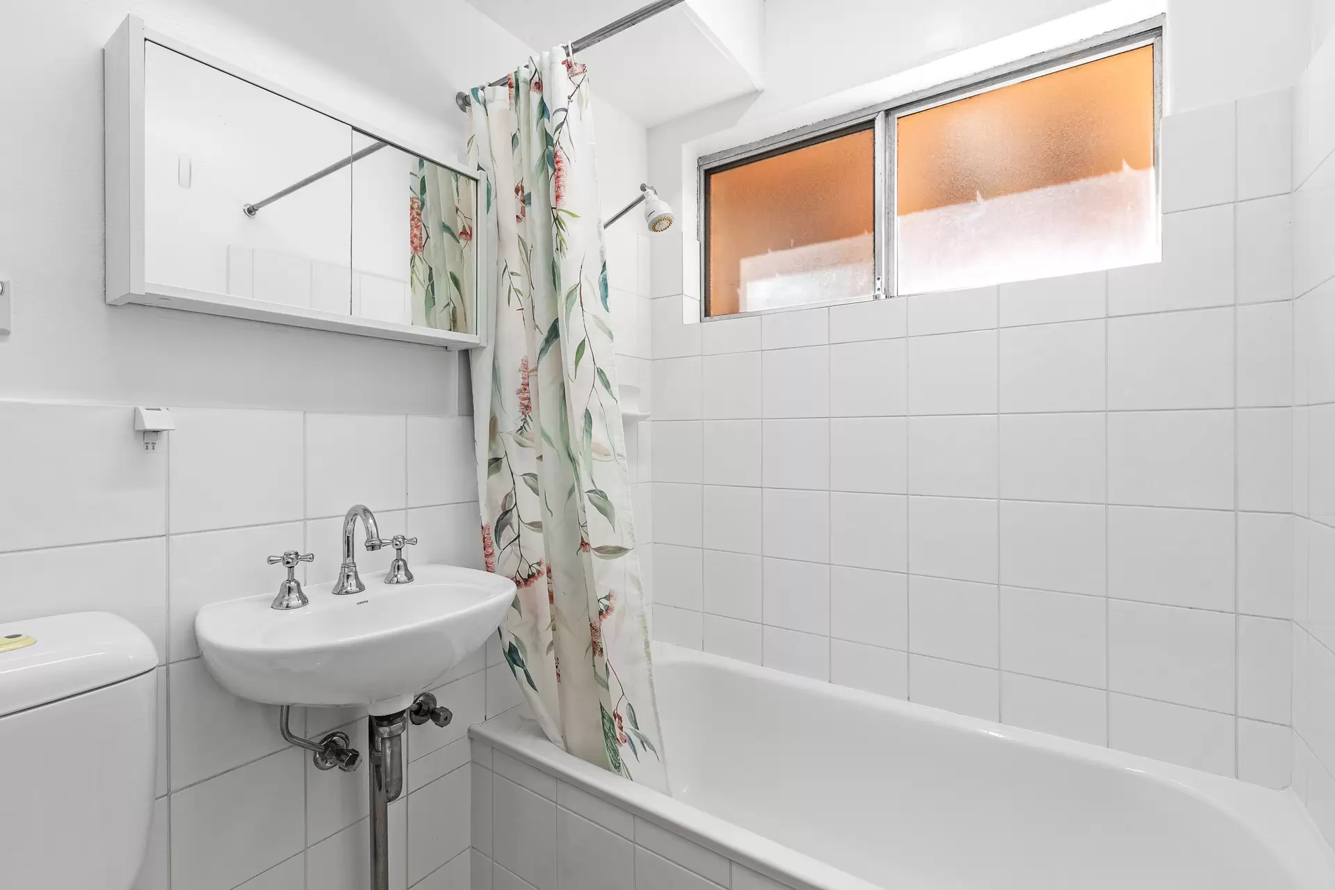 2/25 Ashburn Place, Gladesville Sold by Cassidy Real Estate - image 1