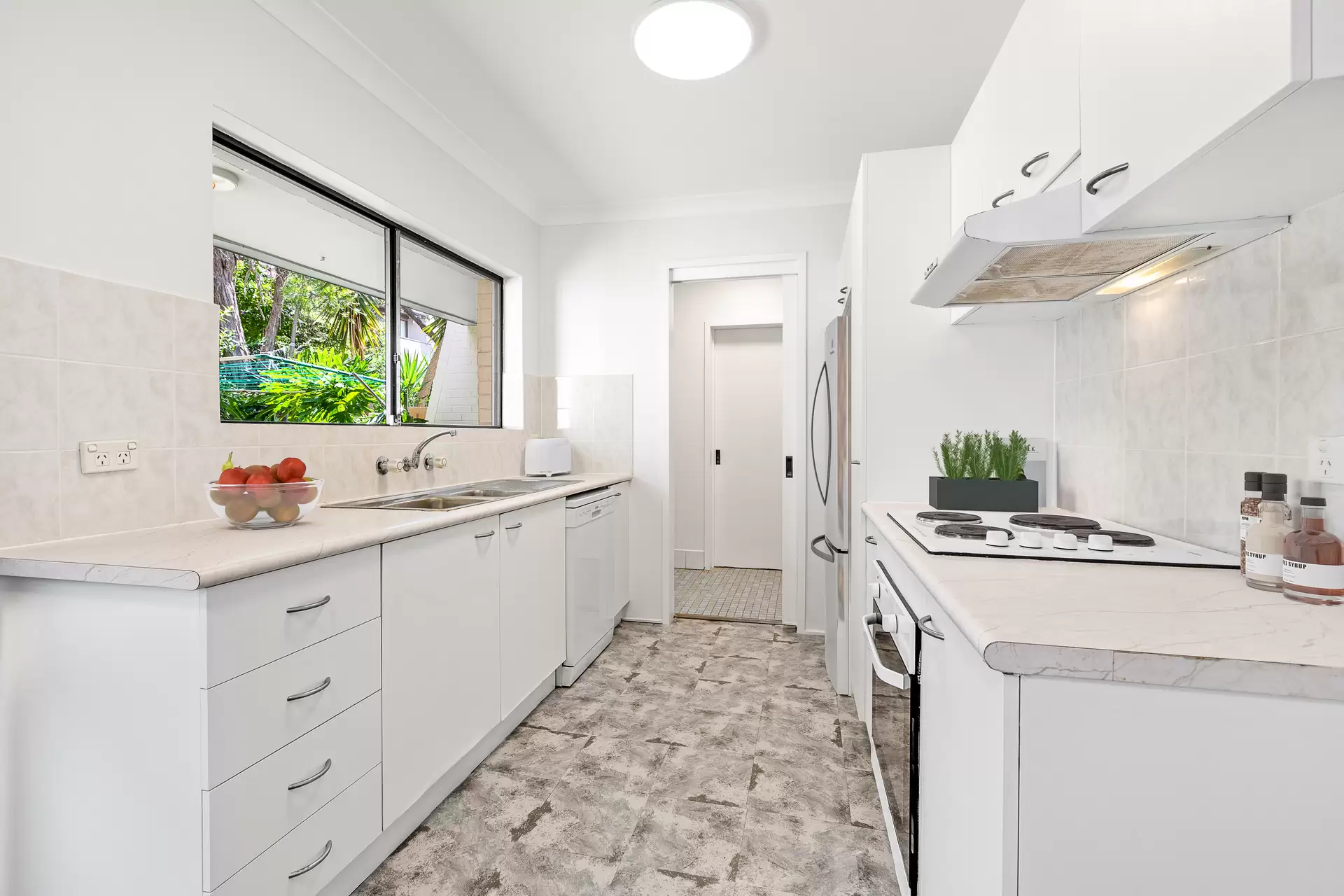 26/10-16 Batemans Road, Gladesville Sold by Cassidy Real Estate - image 1