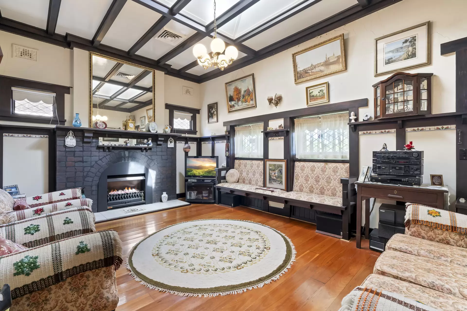 34 Chelmsford Avenue, Epping Sold by Cassidy Real Estate - image 1