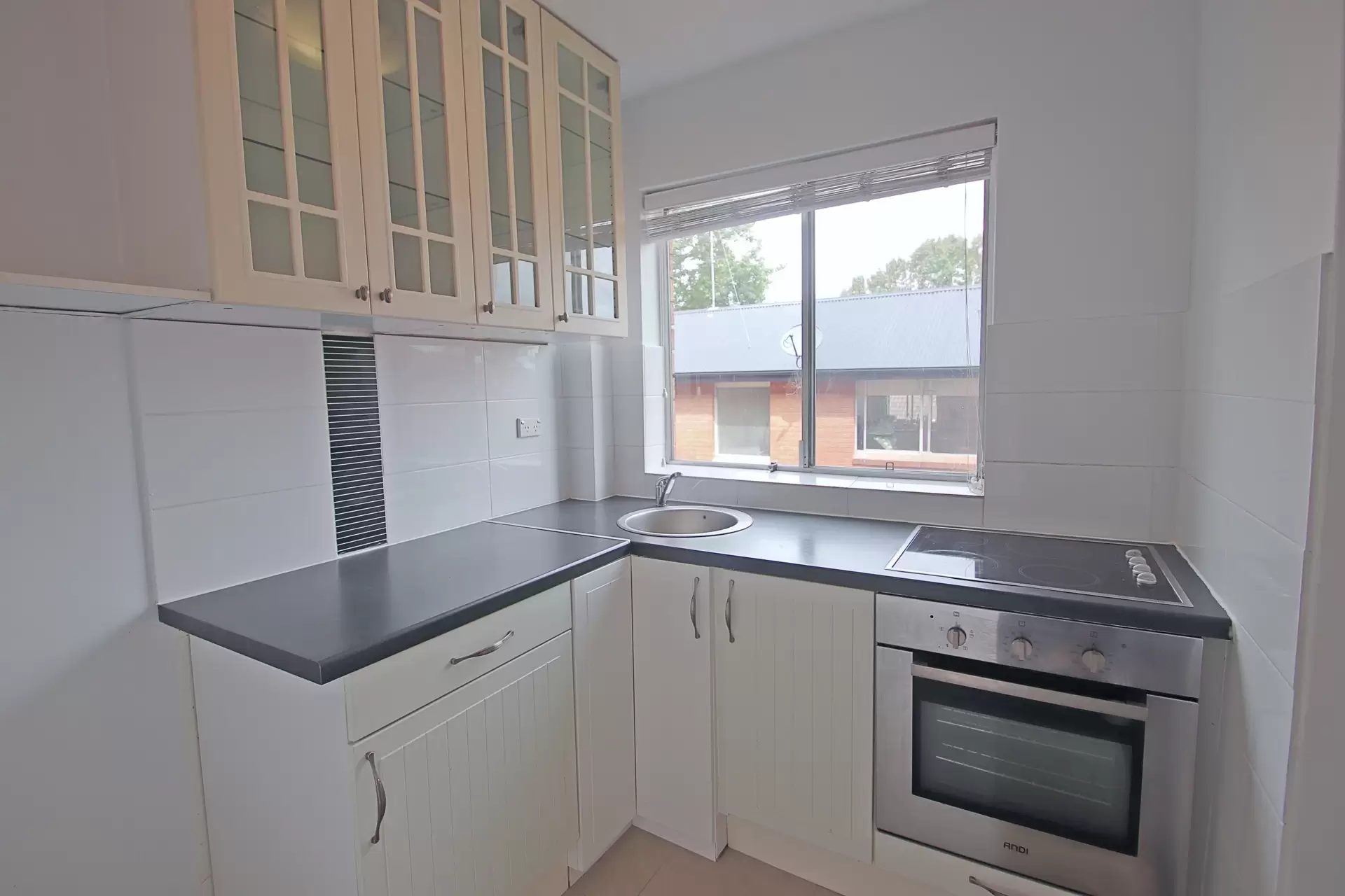 15/21-23 Pearson Street, Gladesville Leased by Cassidy Real Estate - image 1