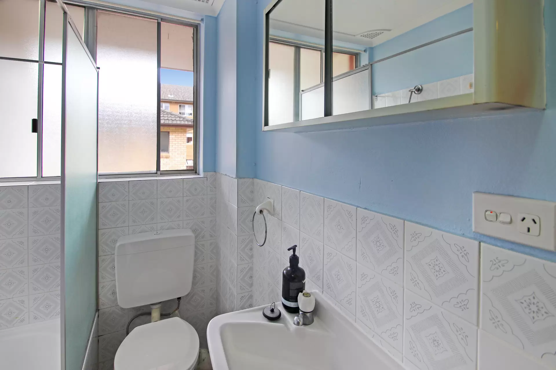 11/36 Forster Street, West Ryde Leased by Cassidy Real Estate - image 1