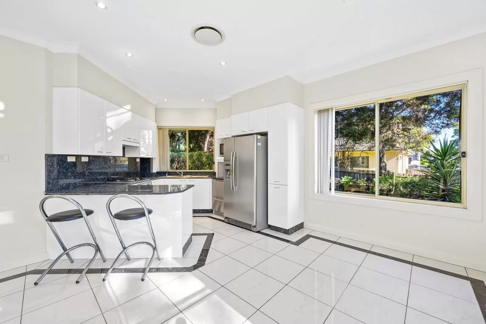 2/28 Earl Street, Hunters Hill Leased by Cassidy Real Estate - image 1