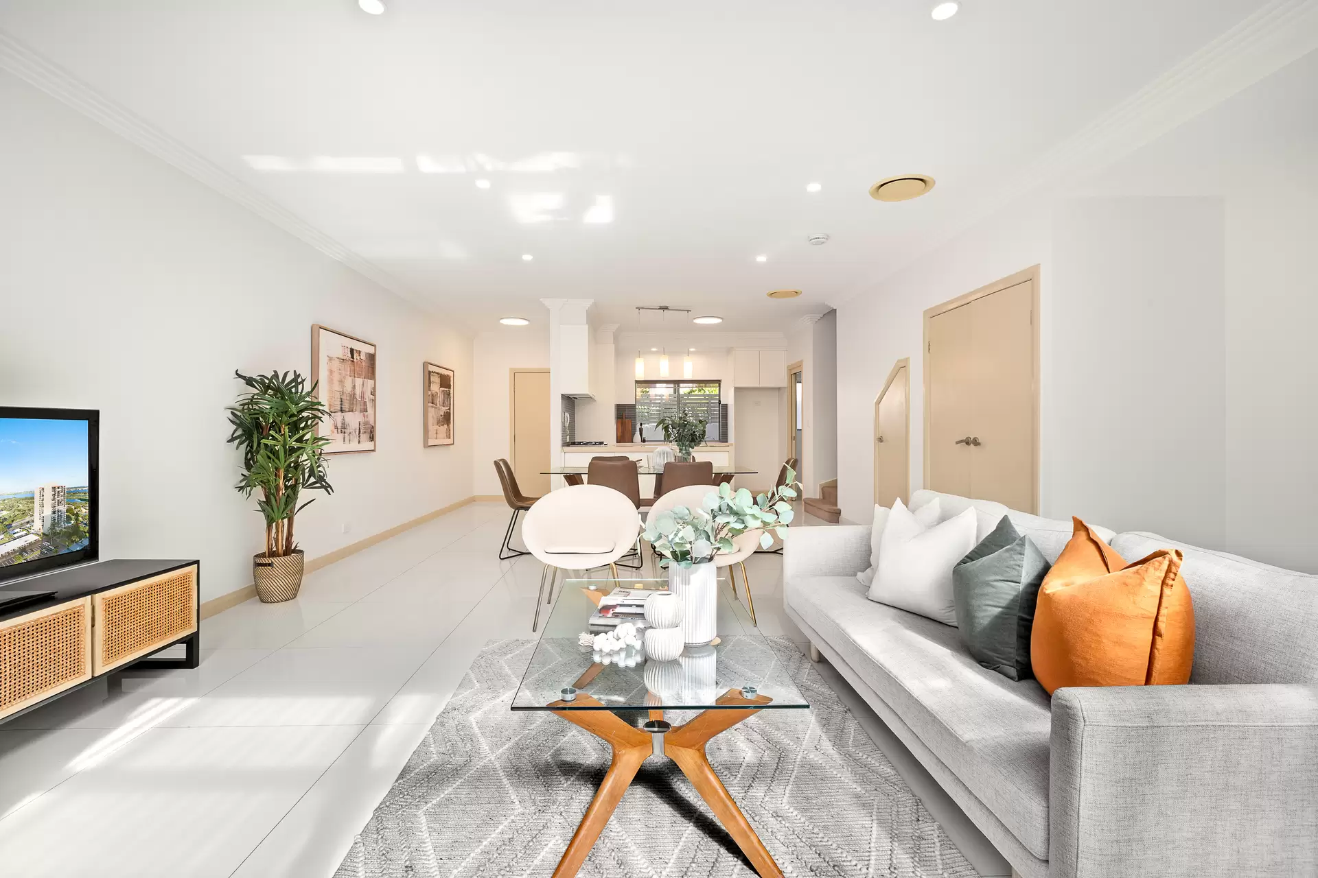 4/18 Junction Street, Gladesville Sold by Cassidy Real Estate - image 1