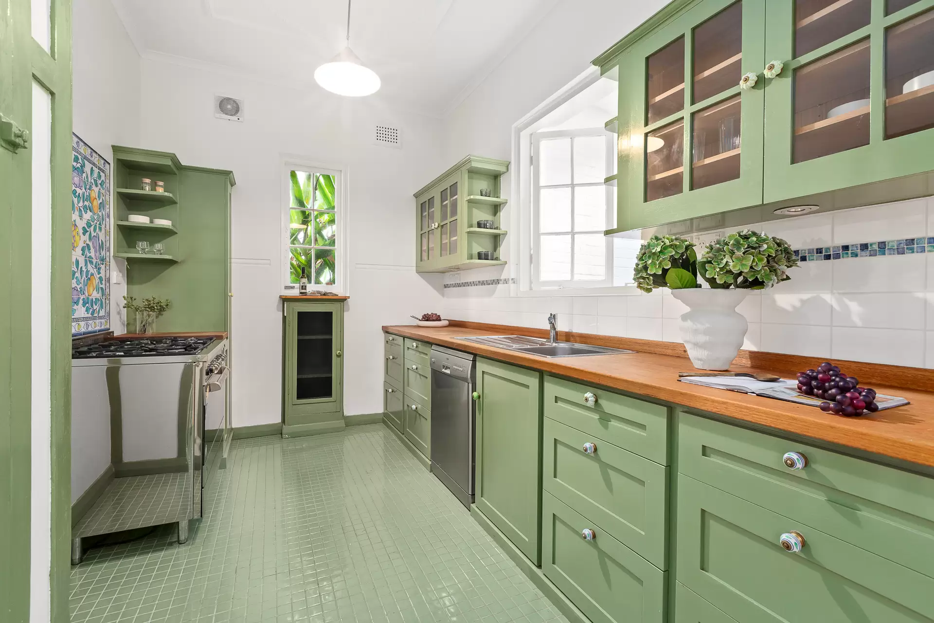 106 Western Crescent, Gladesville Sold by Cassidy Real Estate - image 1