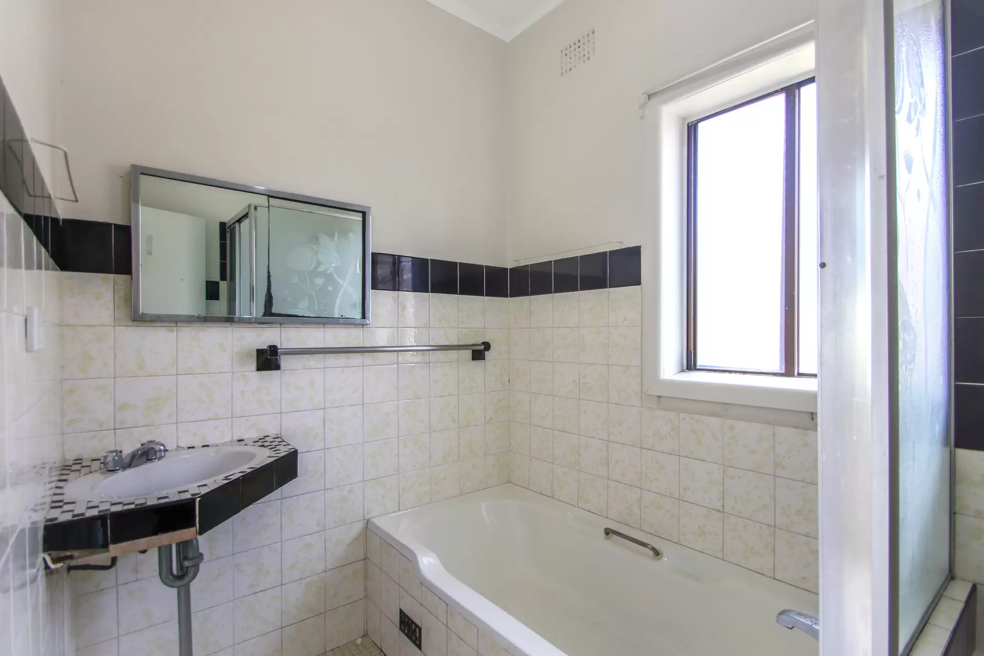 431 Kissing Point Road, Ermington Leased by Cassidy Real Estate - image 1