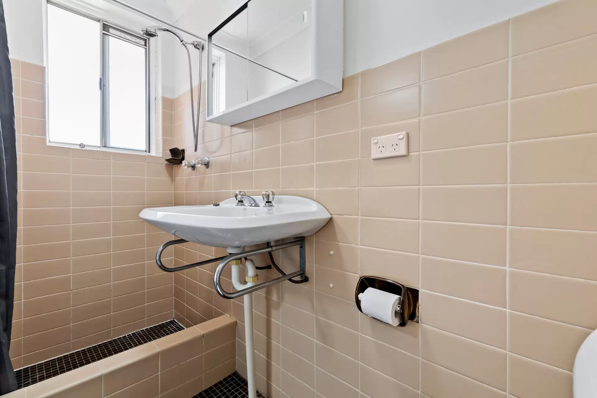 11/16 Belmore Street, Ryde Leased by Cassidy Real Estate - image 1
