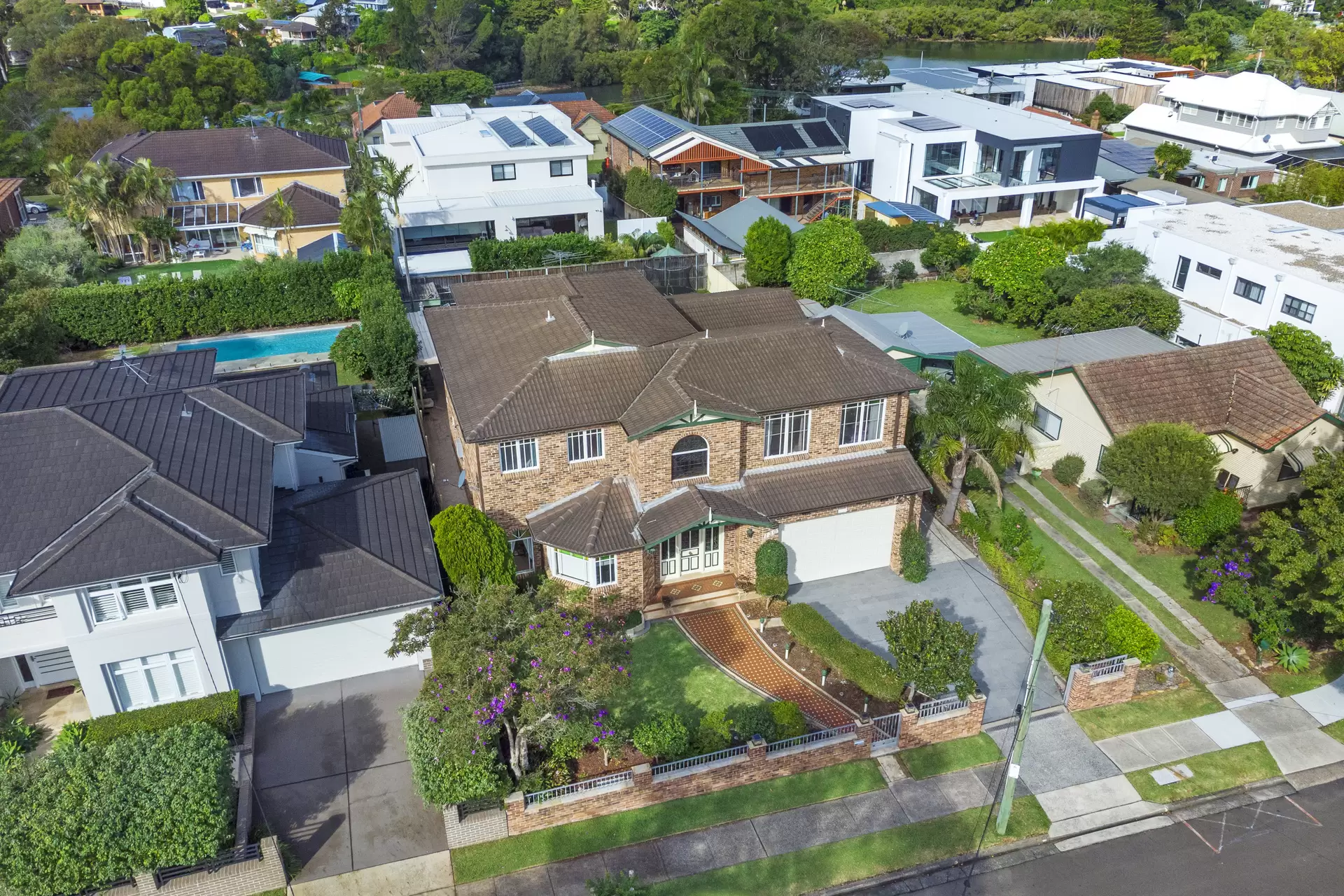 Tennyson Point For Sale by Cassidy Real Estate - image 1