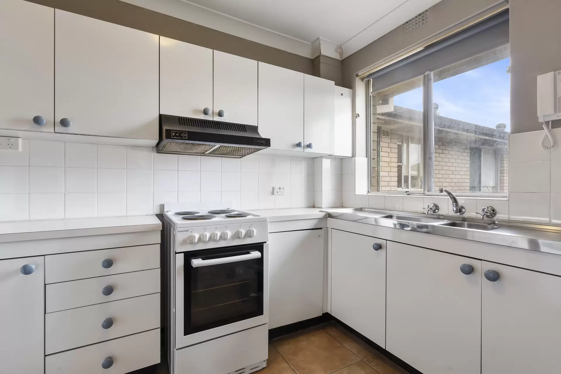 4/9-13 Galloway Street, North Parramatta Sold by Cassidy Real Estate - image 1