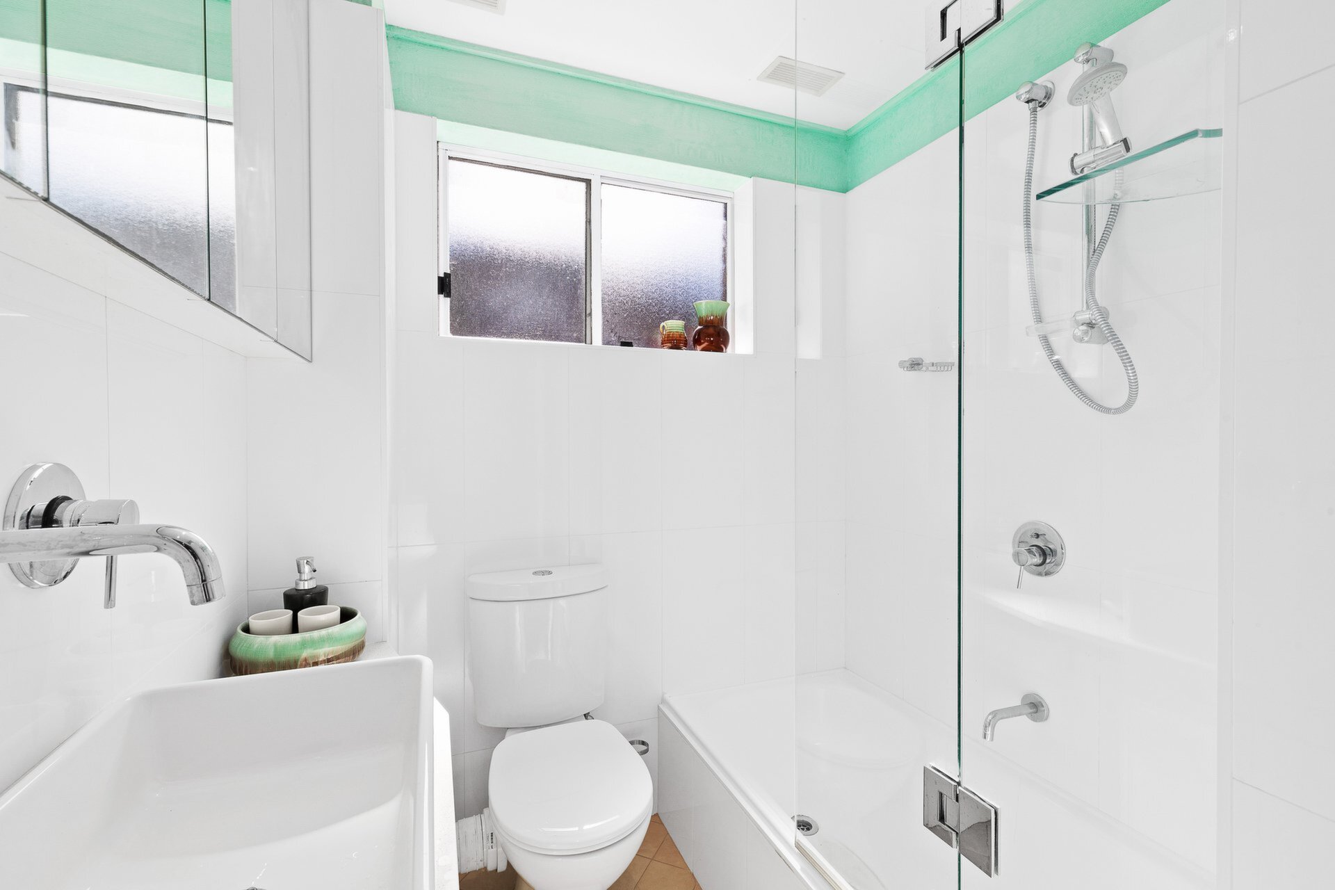7/11A Cambridge Street, Gladesville Sold by Cassidy Real Estate - image 1