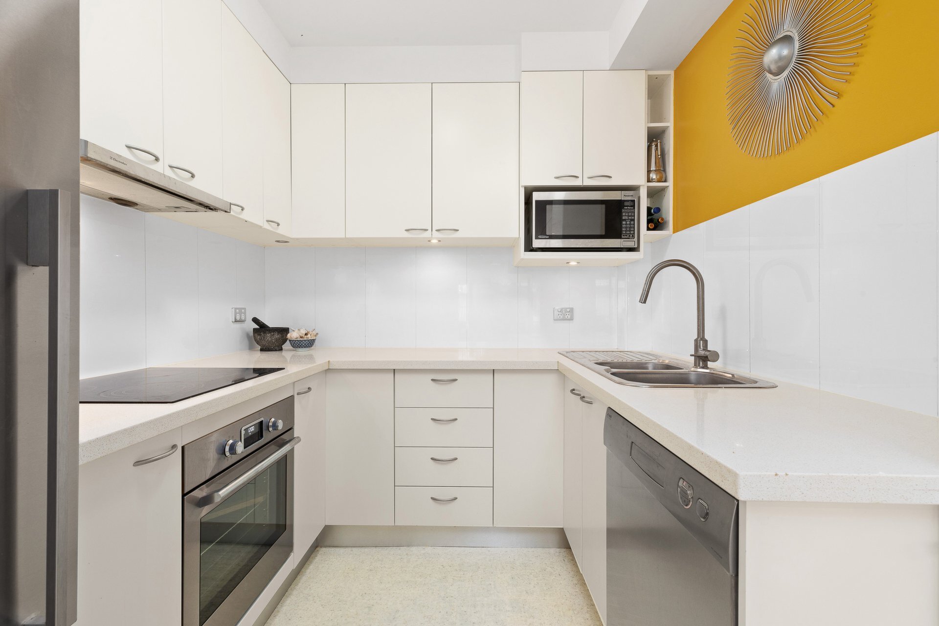 7/11A Cambridge Street, Gladesville Sold by Cassidy Real Estate - image 1