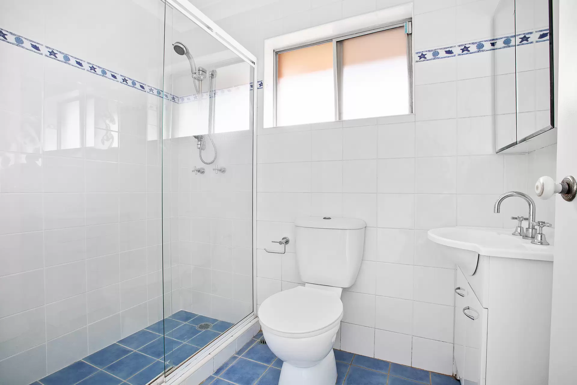 10/3 Western Crescent, Gladesville Sold by Cassidy Real Estate - image 1