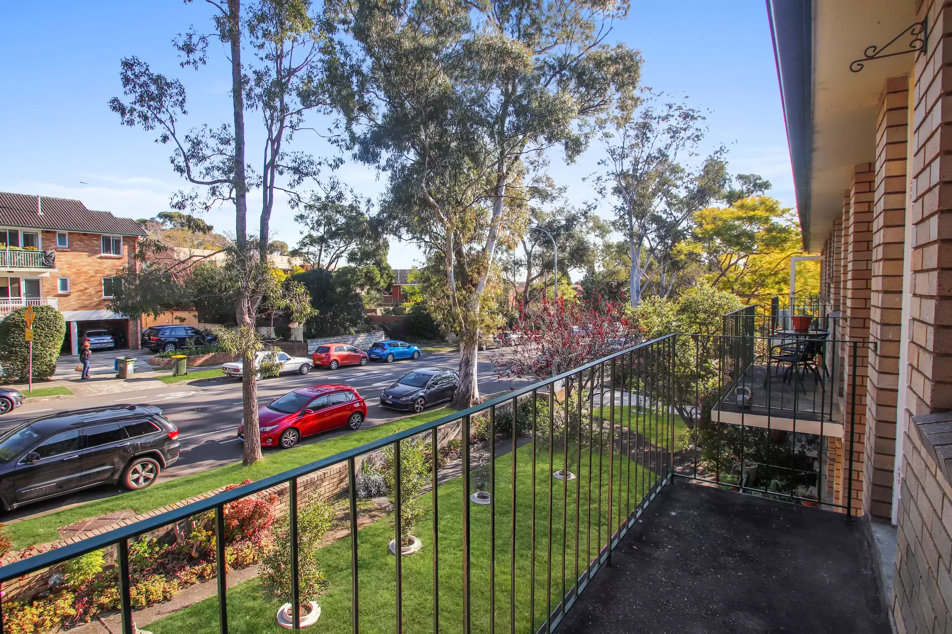 6/83-85 Burns Bay Road, Lane Cove Leased by Cassidy Real Estate - image 1