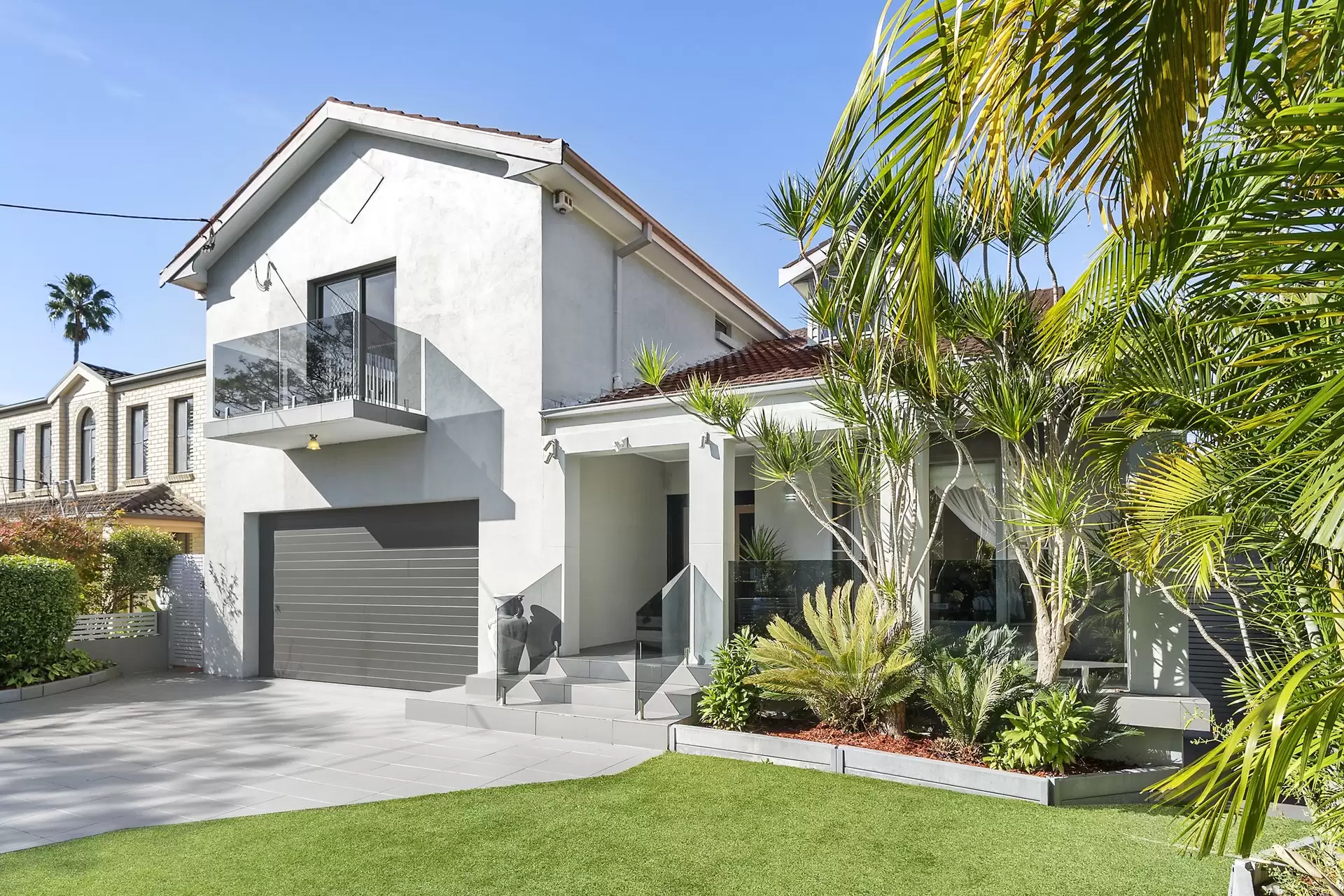 83 Park Road, Hunters Hill Sold by Cassidy Real Estate - image 1