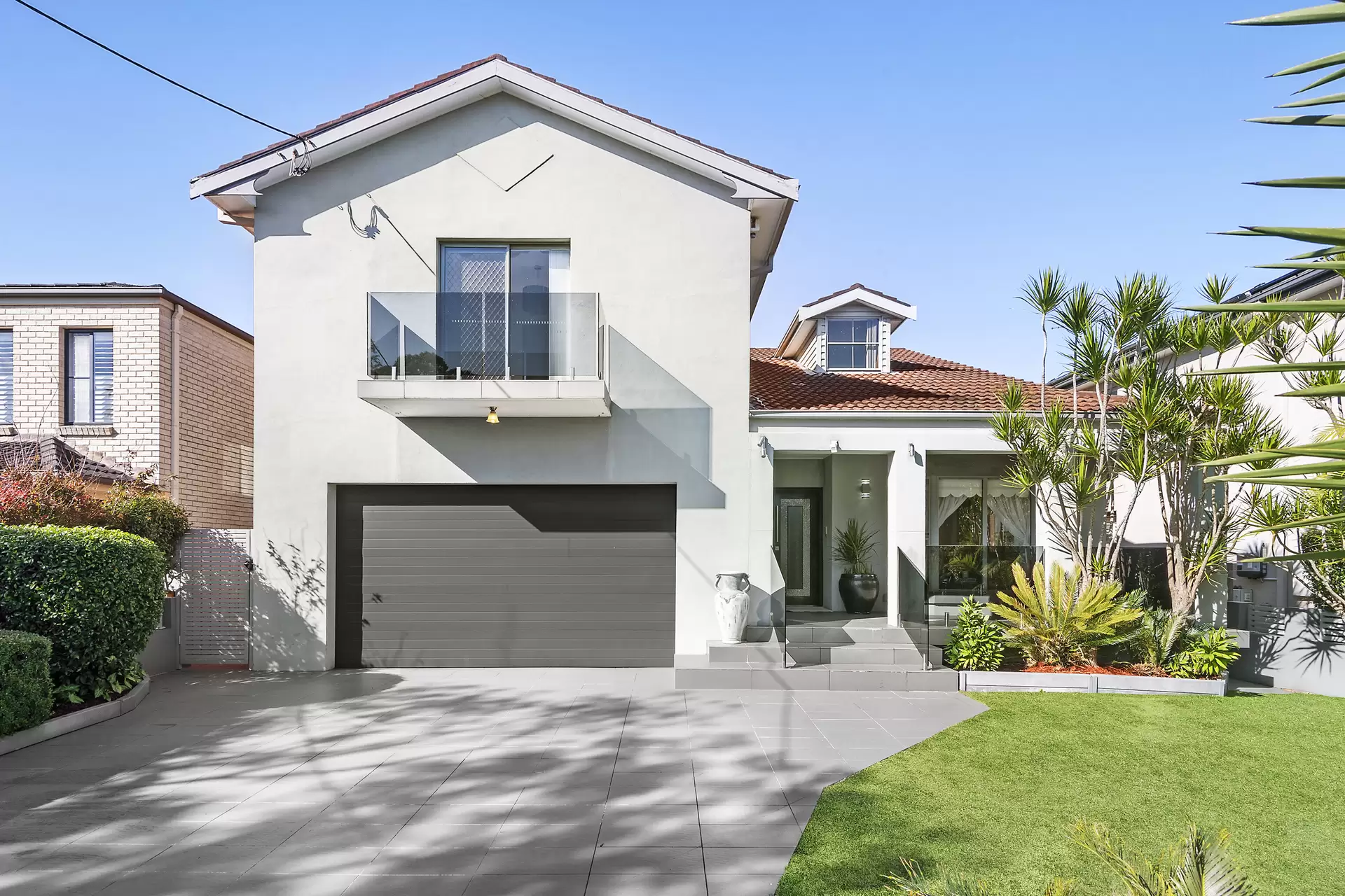 83 Park Road, Hunters Hill Sold by Cassidy Real Estate - image 1