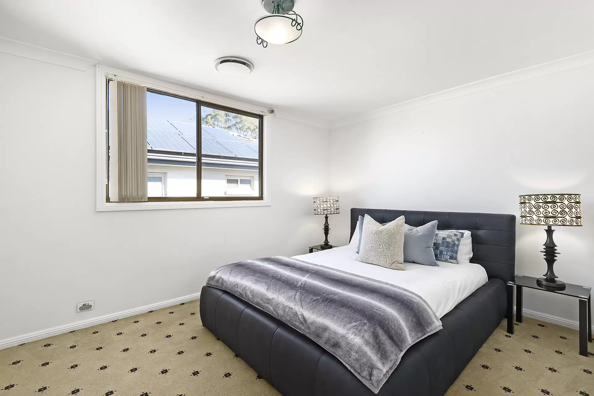 83 Park Road, Hunters Hill Sold by Cassidy Real Estate - image 1