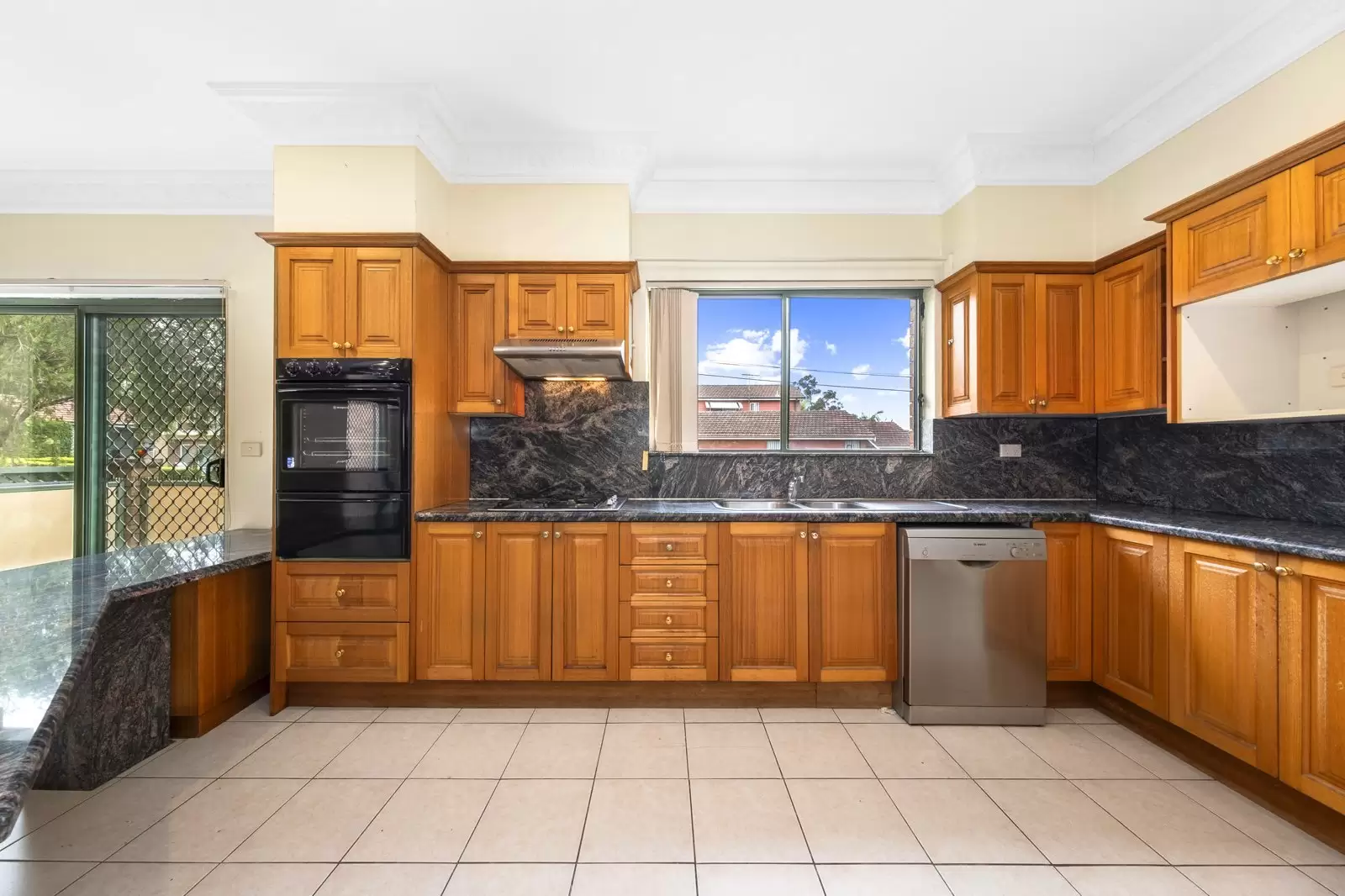 23 Avon Road, North Ryde Leased by Cassidy Real Estate - image 1