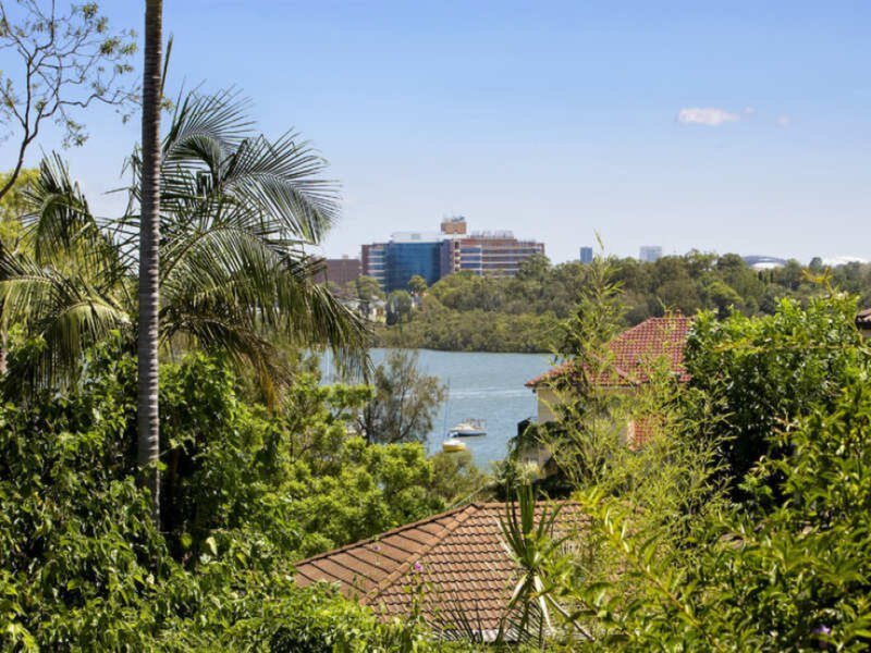 2/23 Pellisier Road, Putney Sold by Cassidy Real Estate - image 1