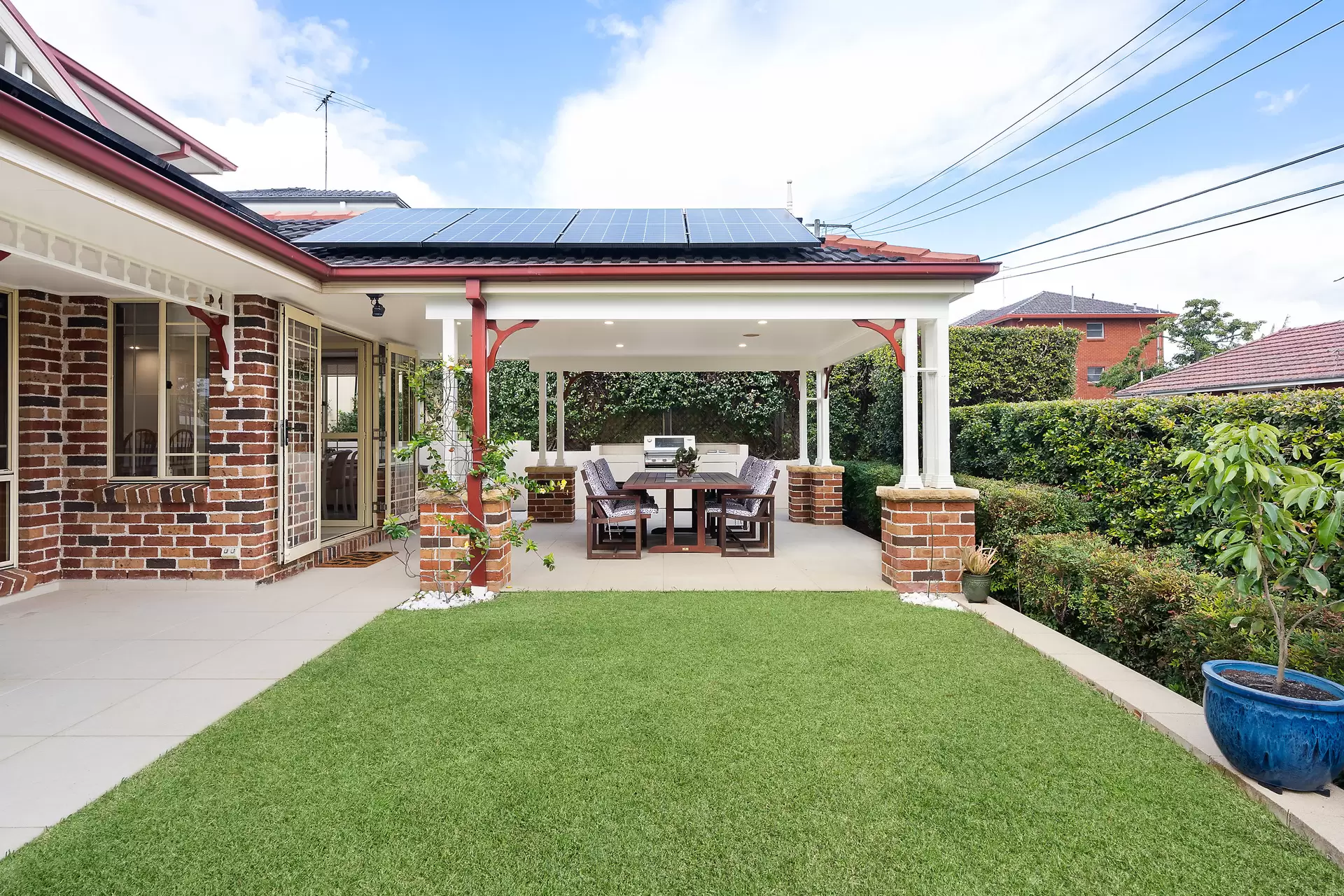 2 Regent Street, Putney Sold by Cassidy Real Estate - image 1