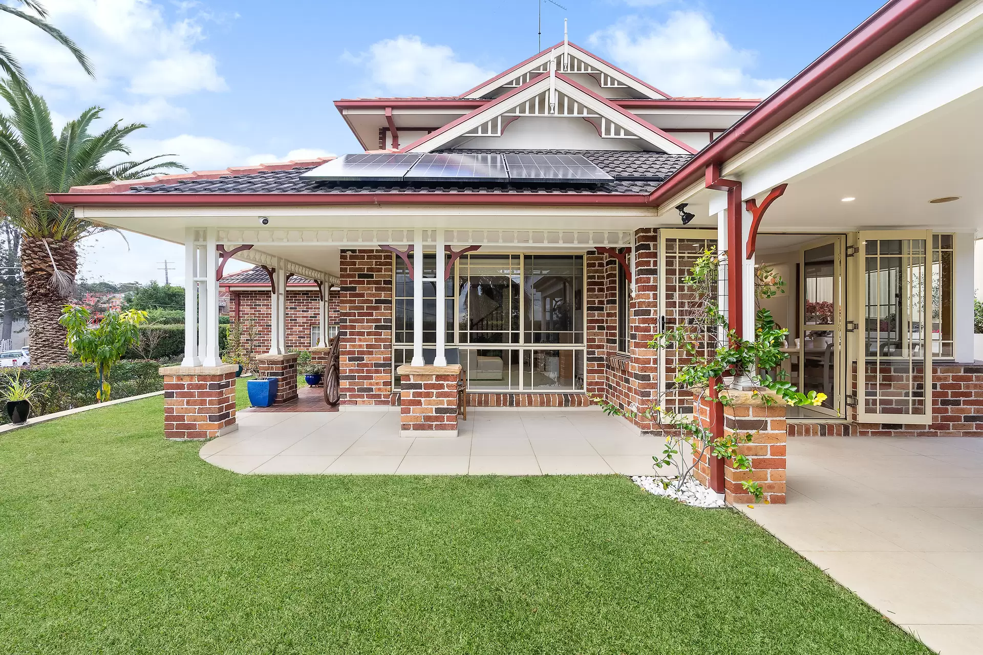 2 Regent Street, Putney Sold by Cassidy Real Estate - image 1