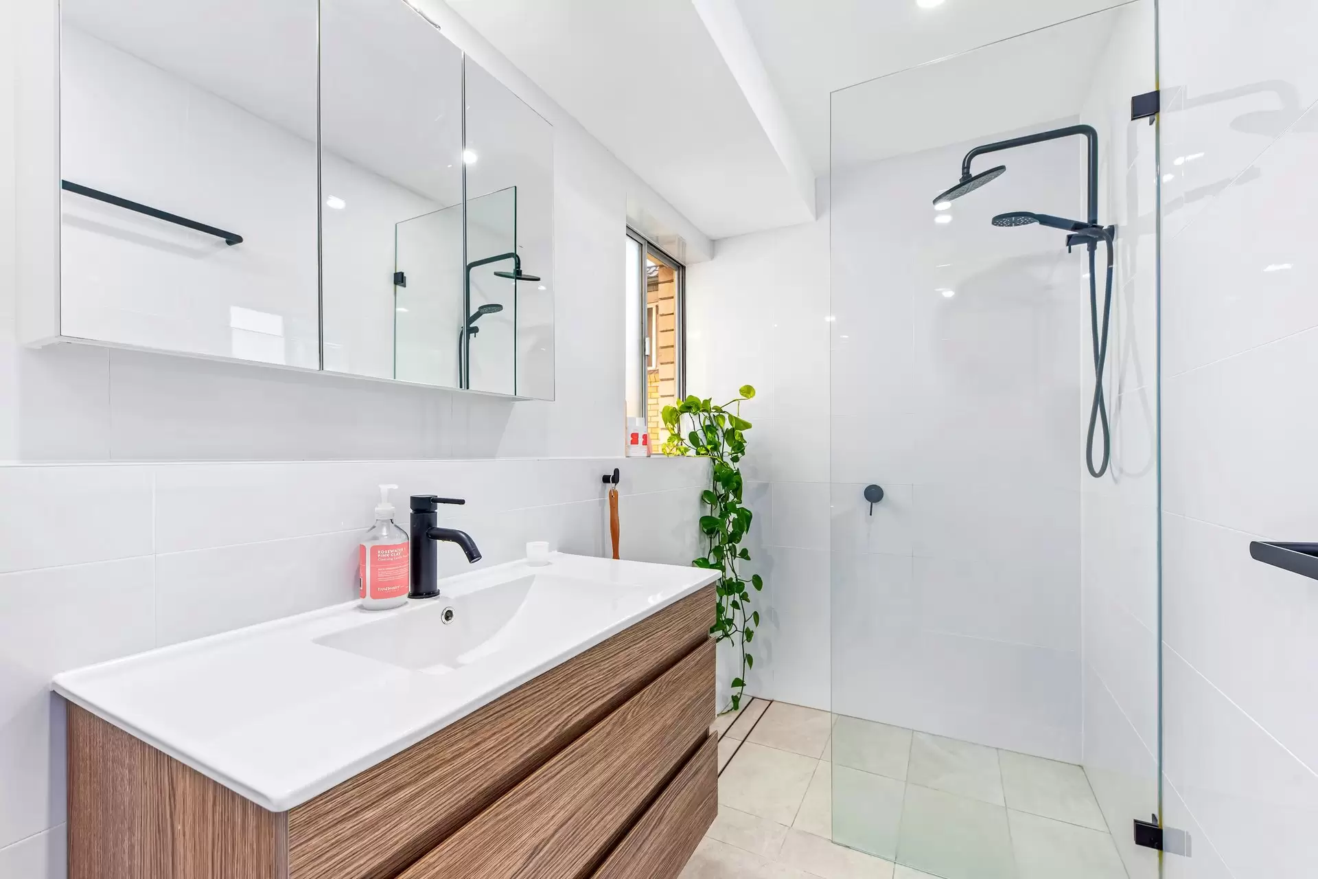 9/688 Victoria Road, Ryde Leased by Cassidy Real Estate - image 1