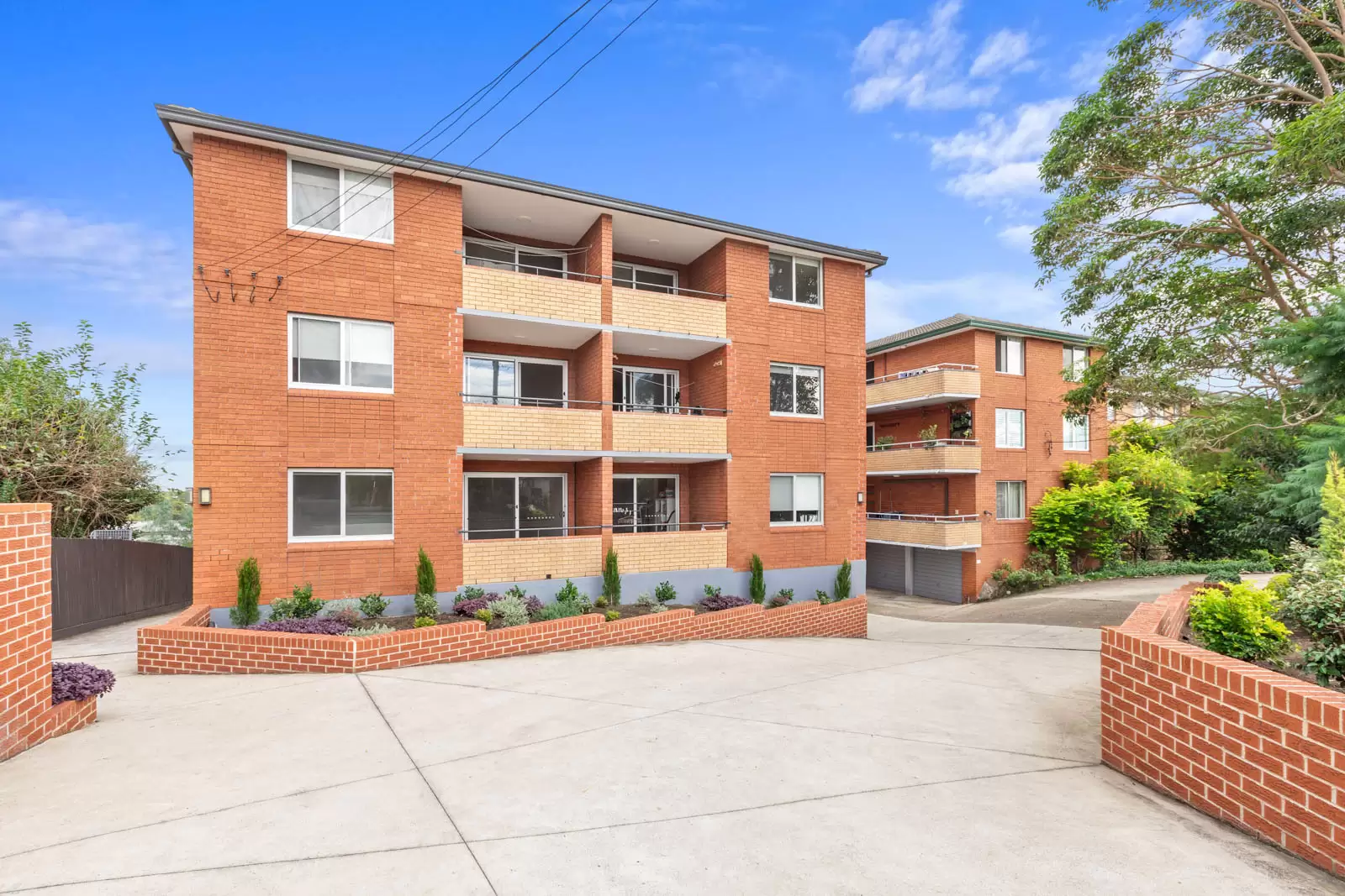 8/818 Victoria Road, Ryde Sold by Cassidy Real Estate - image 1