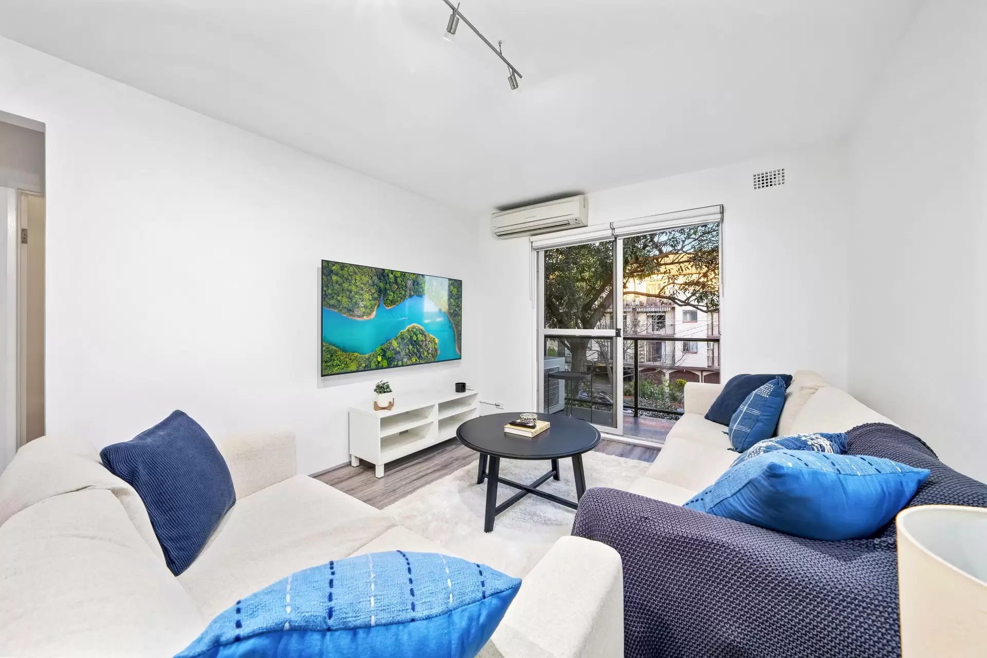 4/15 Linsley Street, Gladesville Leased by Cassidy Real Estate - image 1