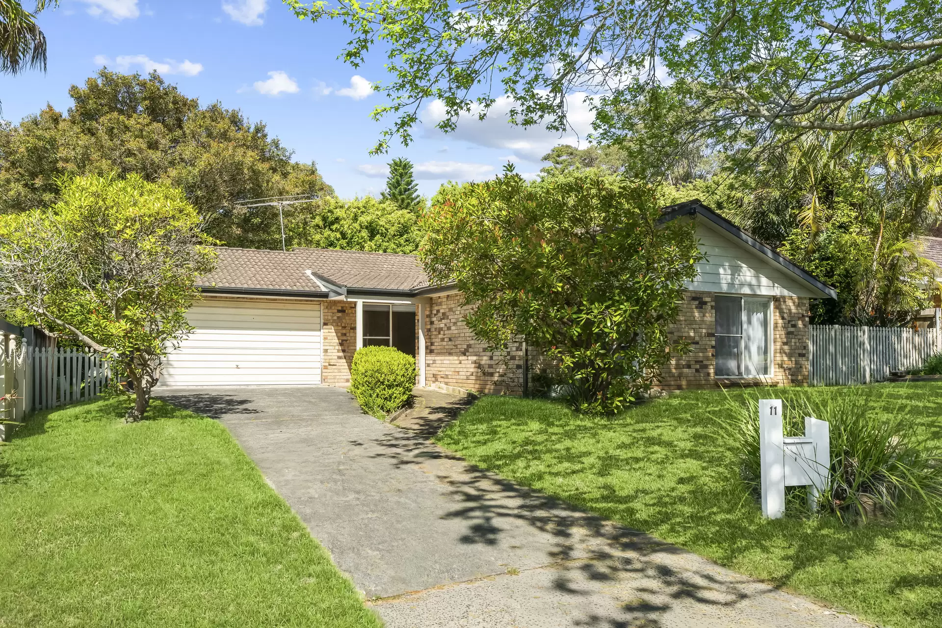 11 Minmai Road, Mona Vale Sold by Cassidy Real Estate - image 1