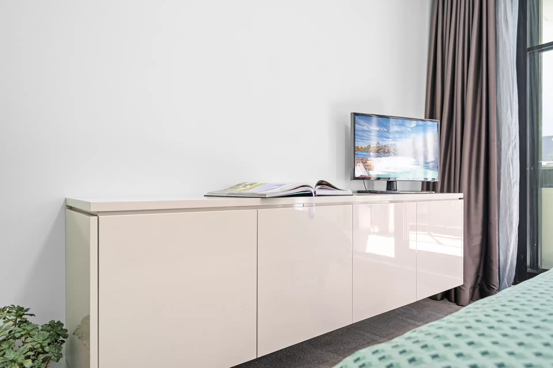 71/141 Bowden Street, Meadowbank Sold by Cassidy Real Estate - image 1
