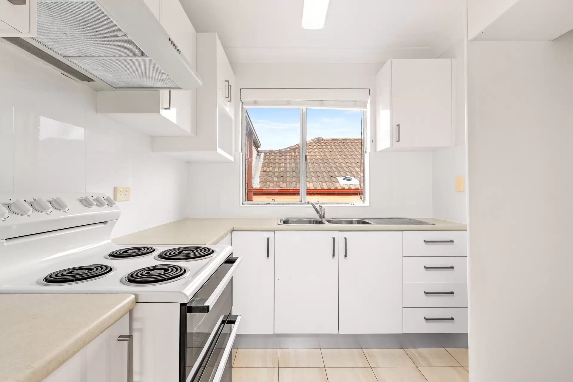 15/25 Ashburn Place, Gladesville Sold by Cassidy Real Estate - image 1