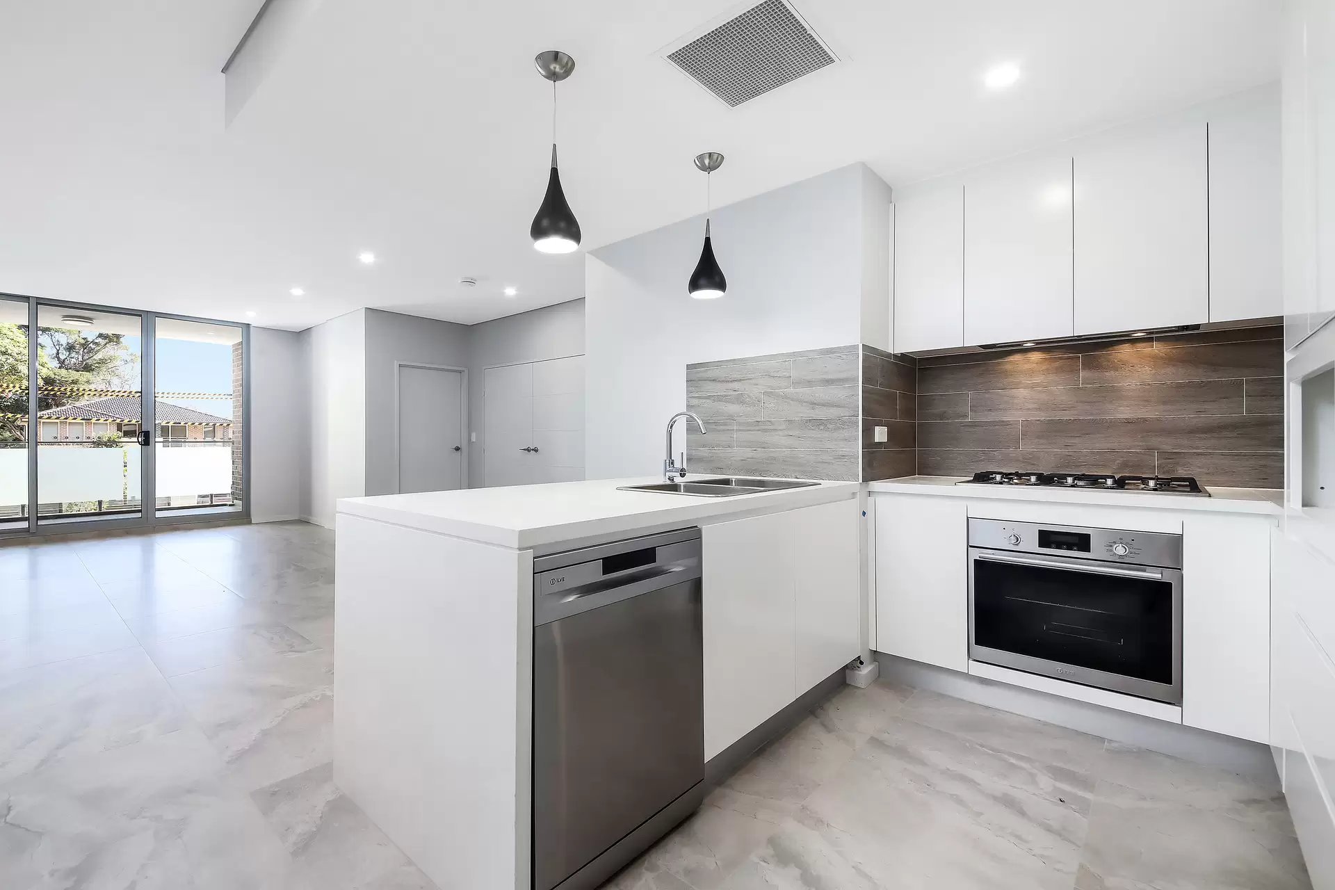 31/28 Lords Avenue, Asquith Sold by Cassidy Real Estate - image 1
