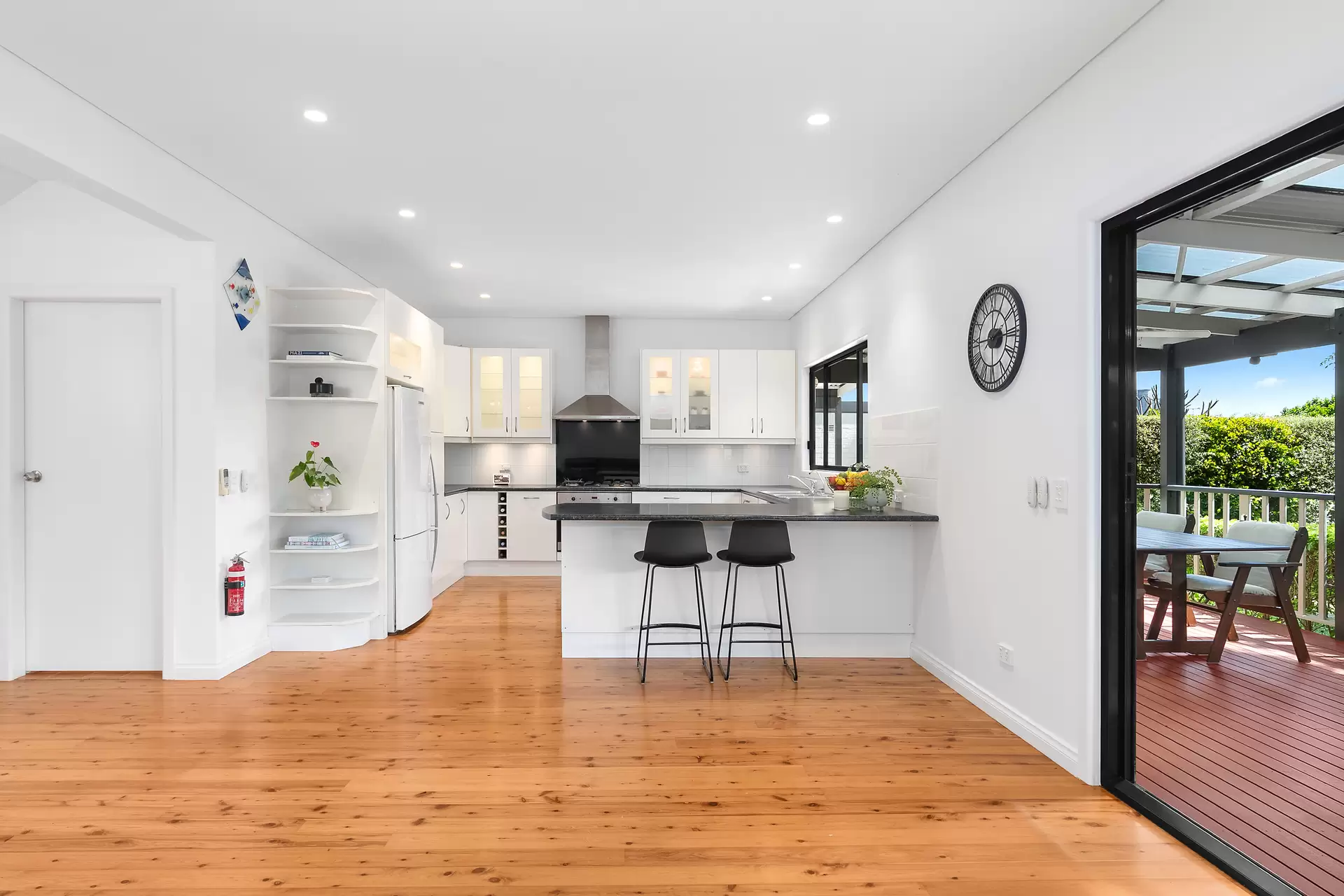 117  Charles Street, Putney Sold by Cassidy Real Estate - image 1