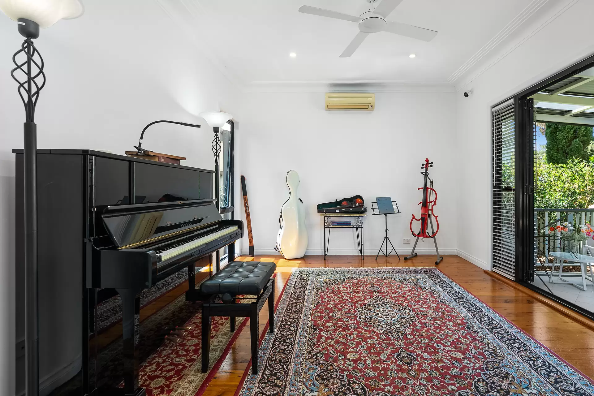 117  Charles Street, Putney Sold by Cassidy Real Estate - image 1
