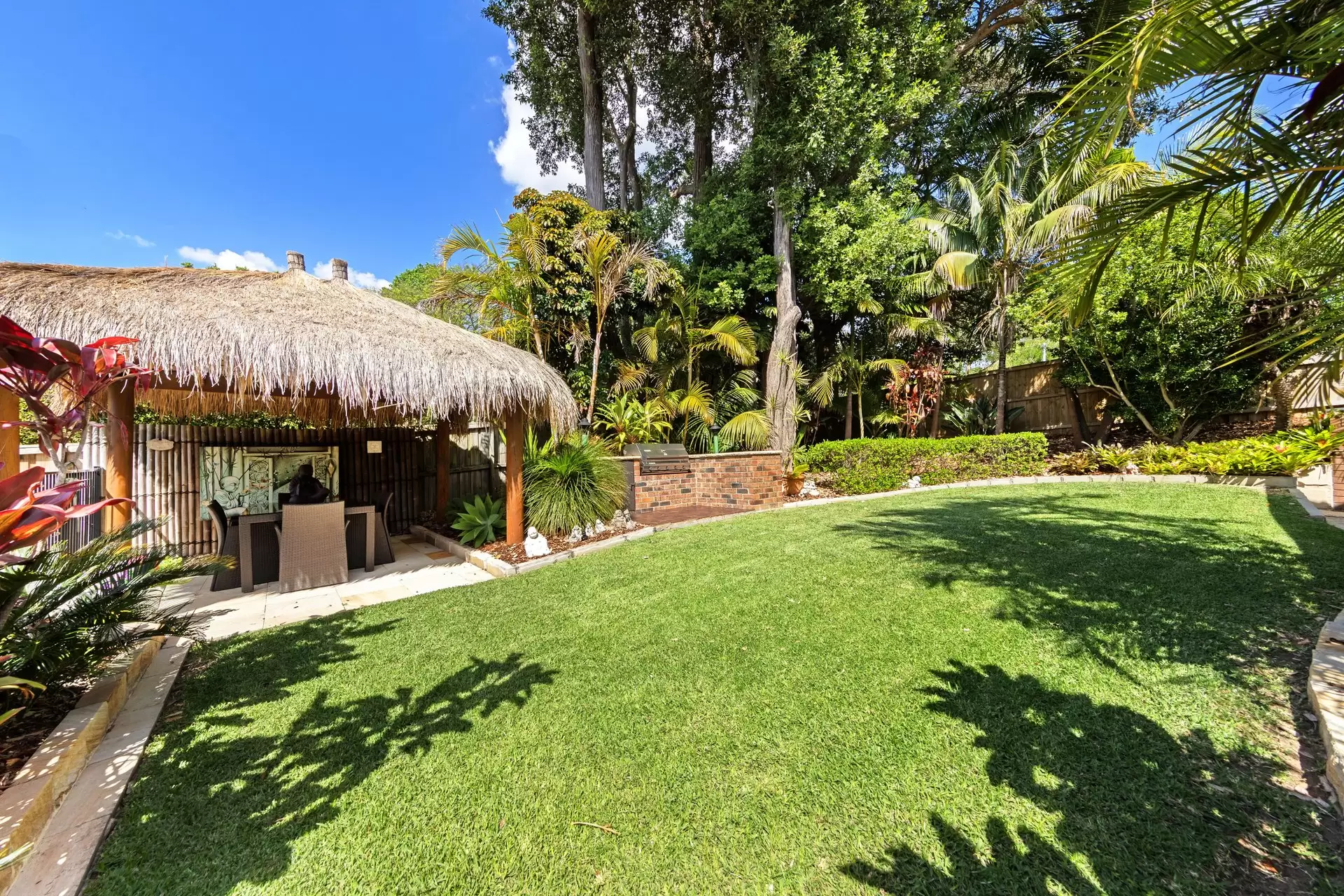 2 Lucy Close, Hornsby Sold by Cassidy Real Estate - image 1