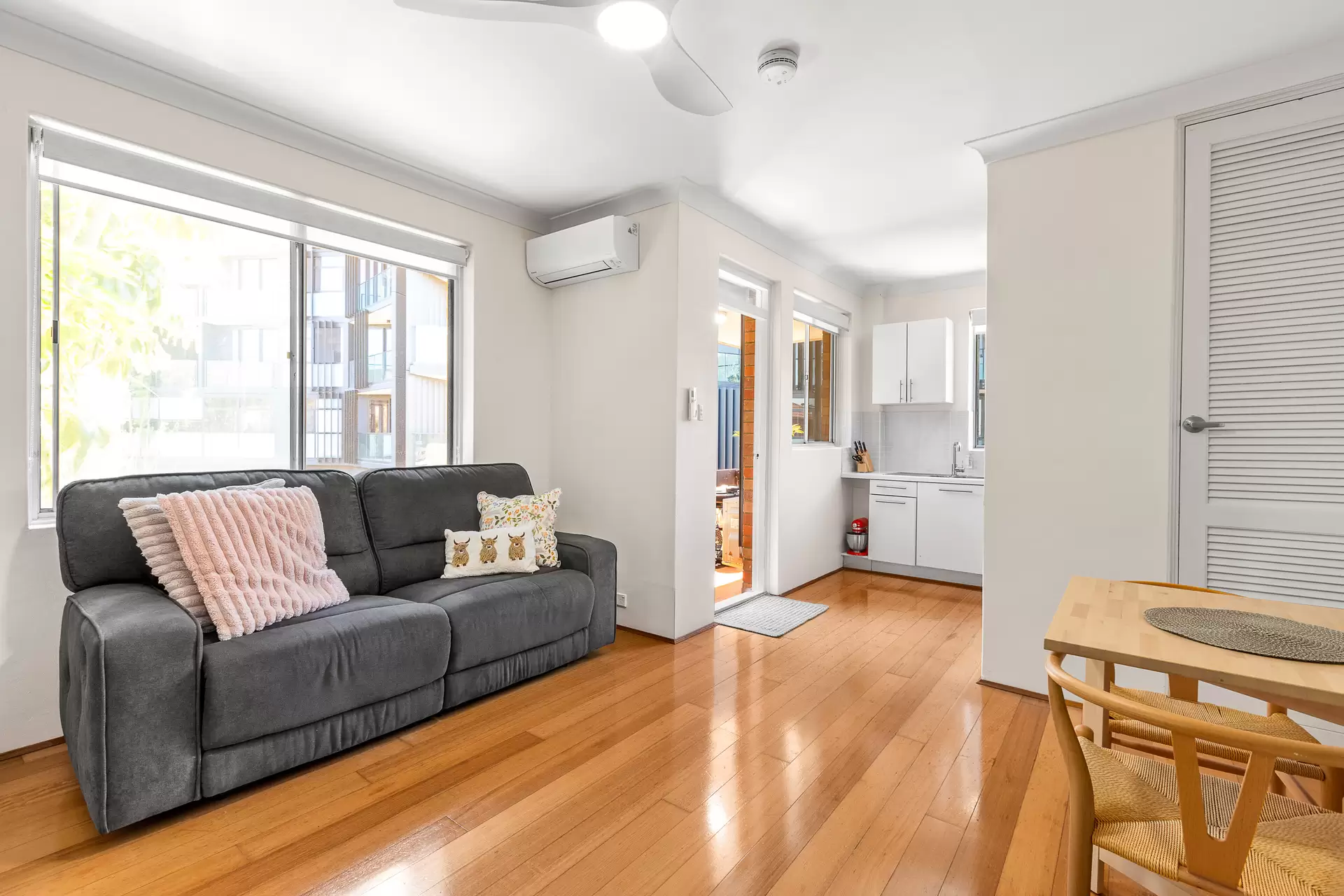 10/4 Pearson Street, Gladesville Sold by Cassidy Real Estate - image 1