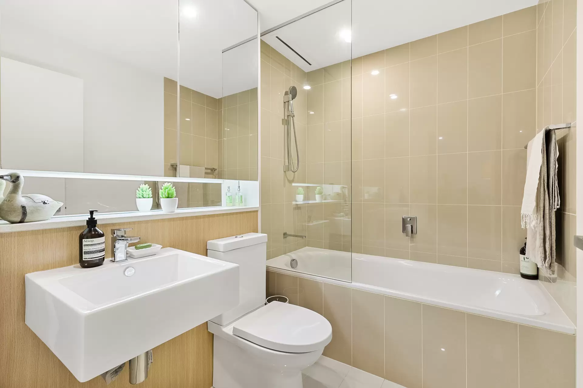 G03N/1 Lardelli Drive, Ryde Sold by Cassidy Real Estate - image 1