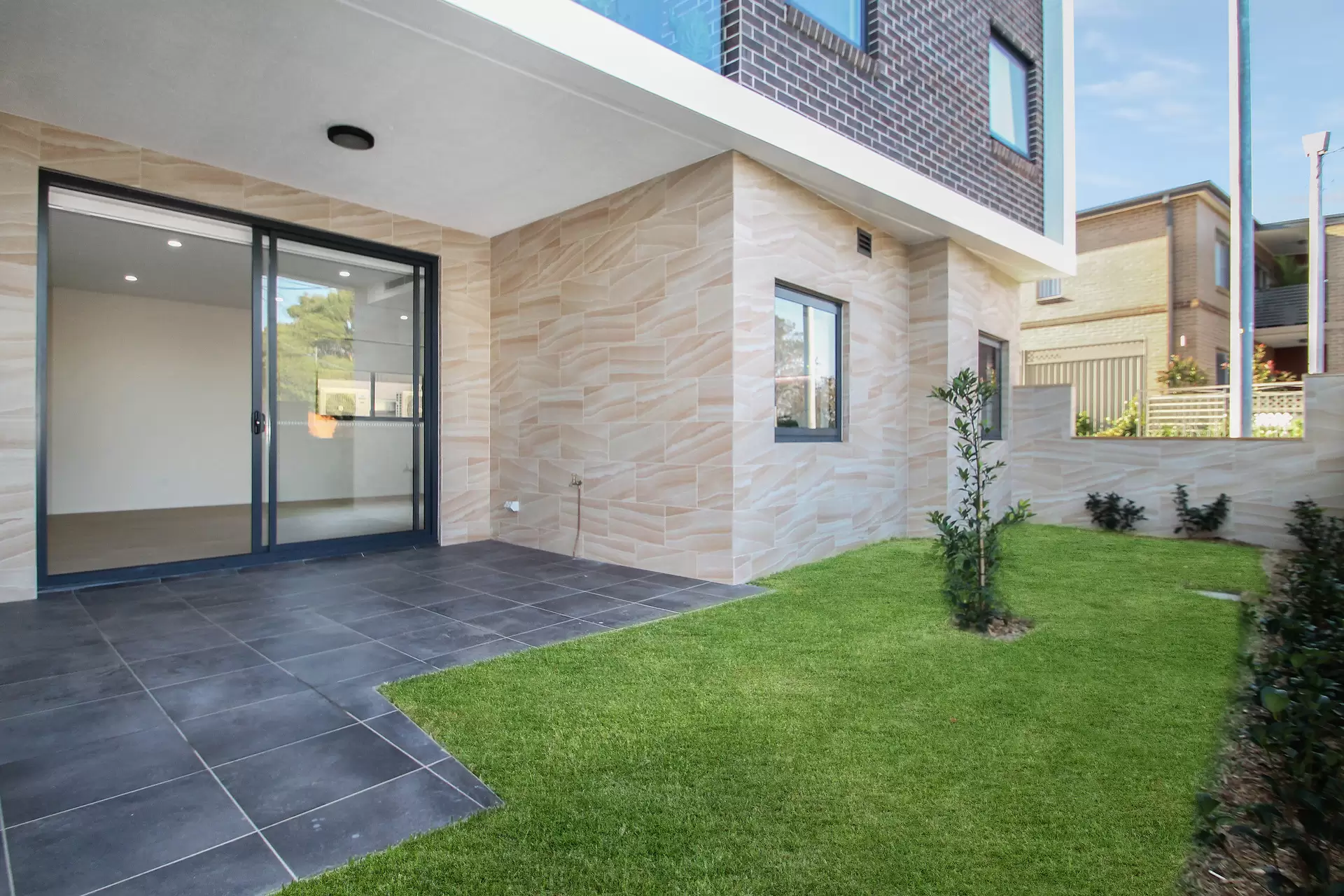 G01/7 Pittwater Road, Gladesville Leased by Cassidy Real Estate - image 1