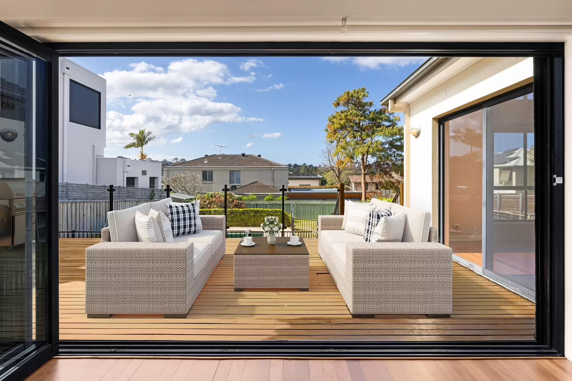 44 Pellisier Road, Putney Sold by Cassidy Real Estate - image 1