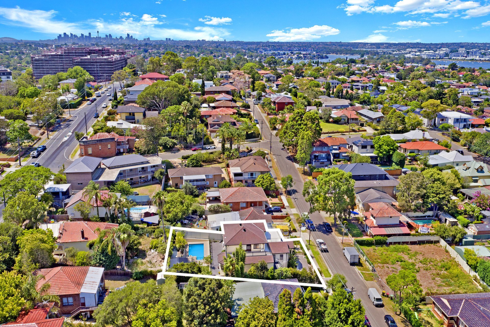 14 Simpson Street, Putney Sold by Cassidy Real Estate - image 1