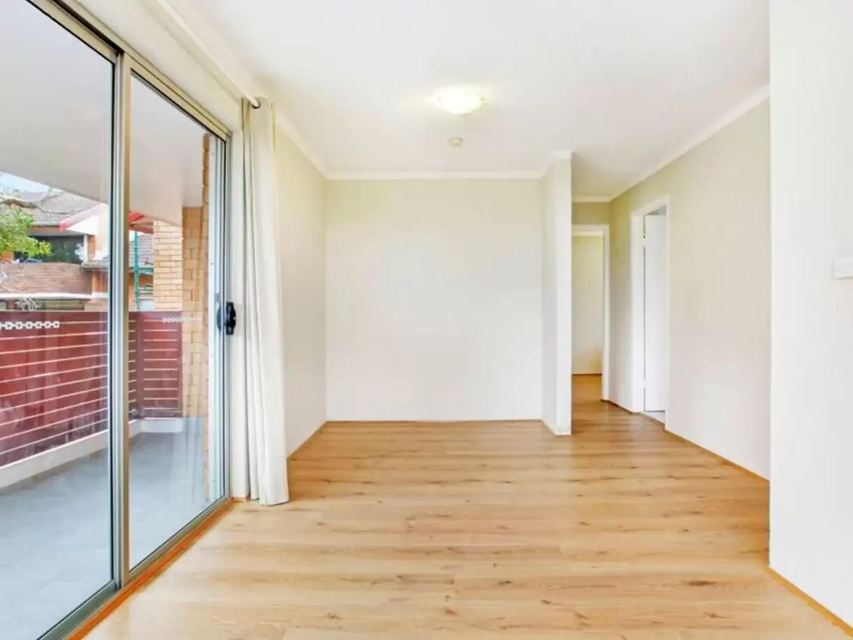 6/25 Ashburn Place, Gladesville Leased by Cassidy Real Estate - image 1