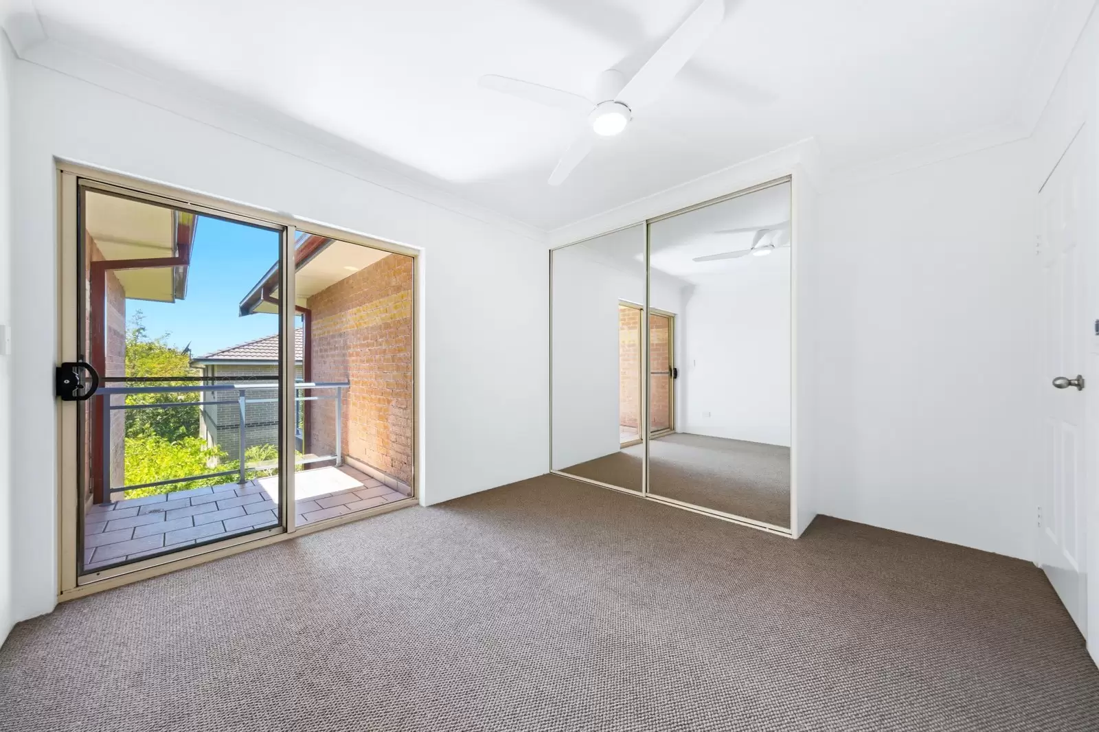 13/4-8 Stansell Street, Gladesville Leased by Cassidy Real Estate - image 1