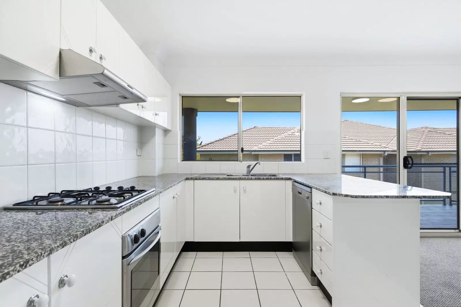 13/4-8 Stansell Street, Gladesville Leased by Cassidy Real Estate - image 1