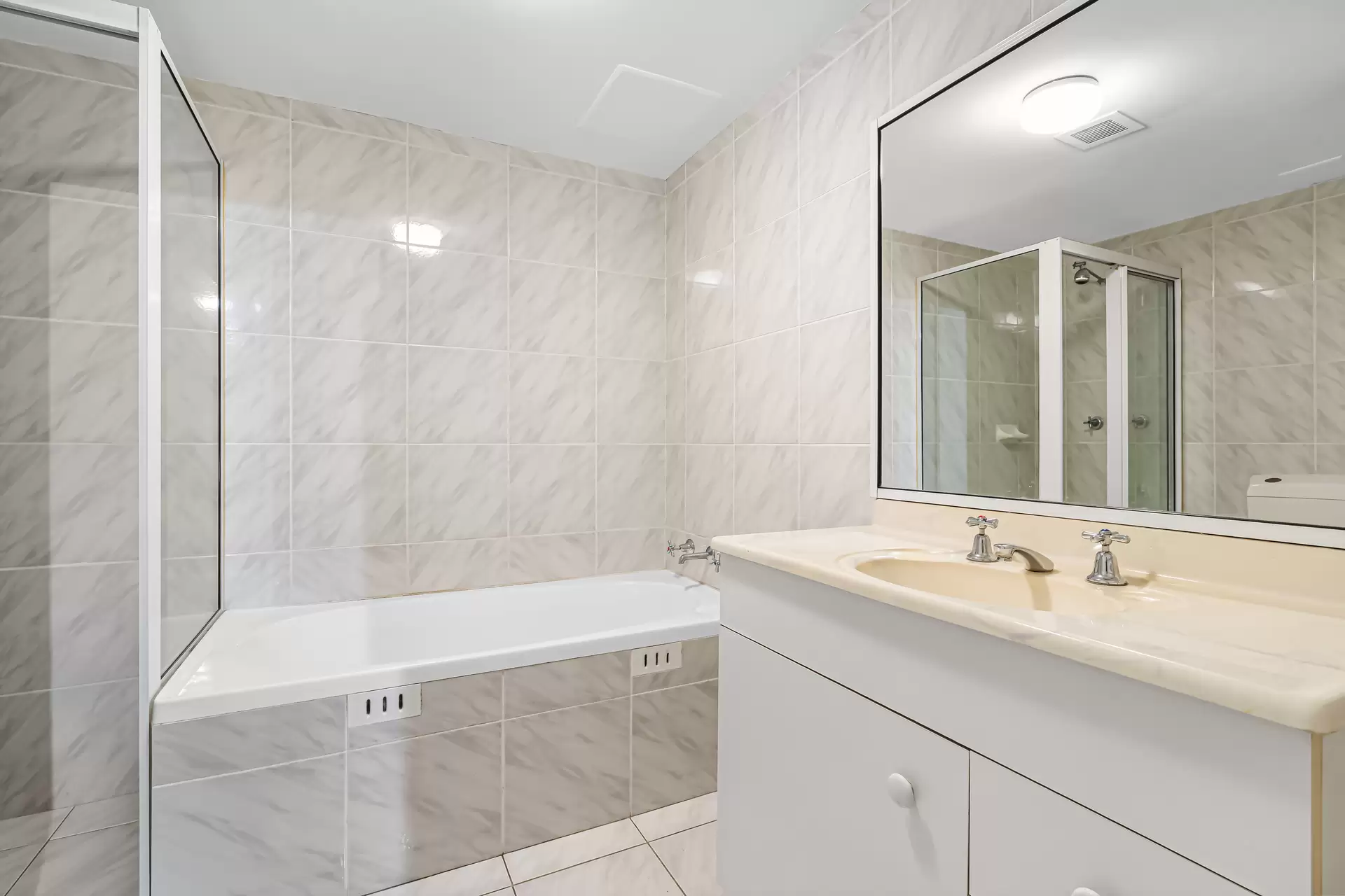 3/13-15 Wharf Road, Gladesville Sold by Cassidy Real Estate - image 1
