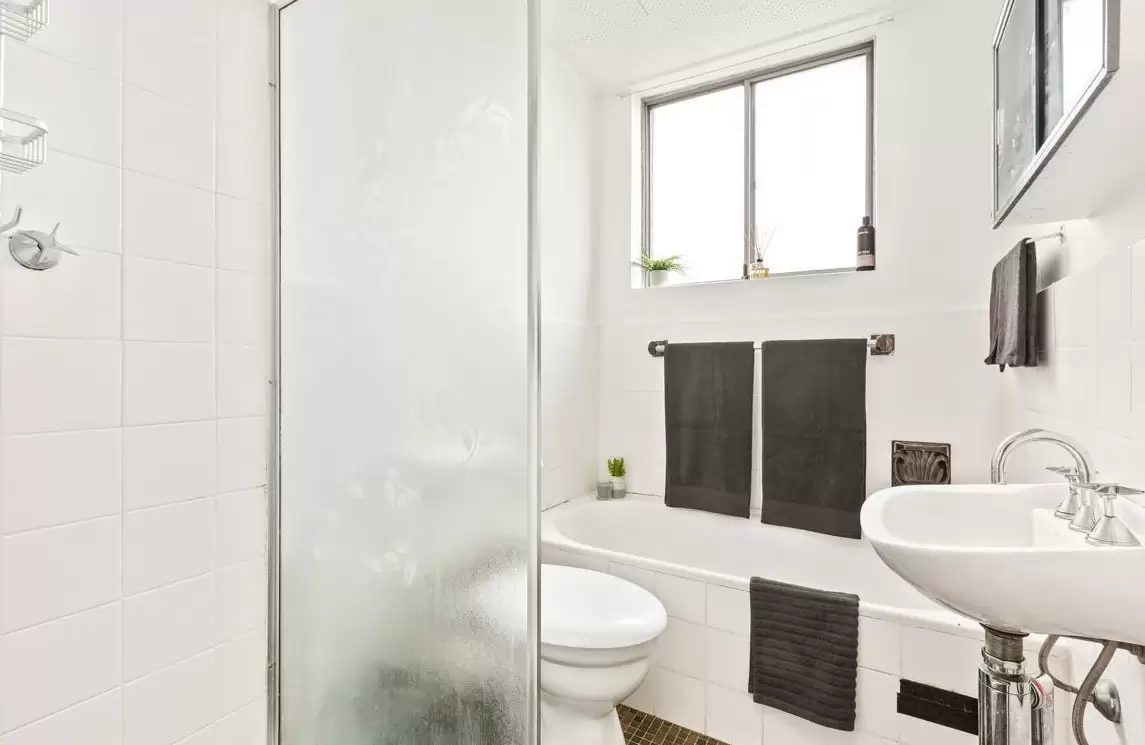 6/19 Meriton Street, Gladesville Leased by Cassidy Real Estate - image 1