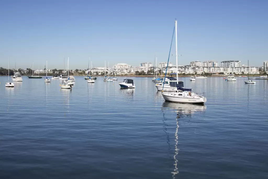 1/3-9a Beach Street, Tennyson Point Leased by Cassidy Real Estate - image 1