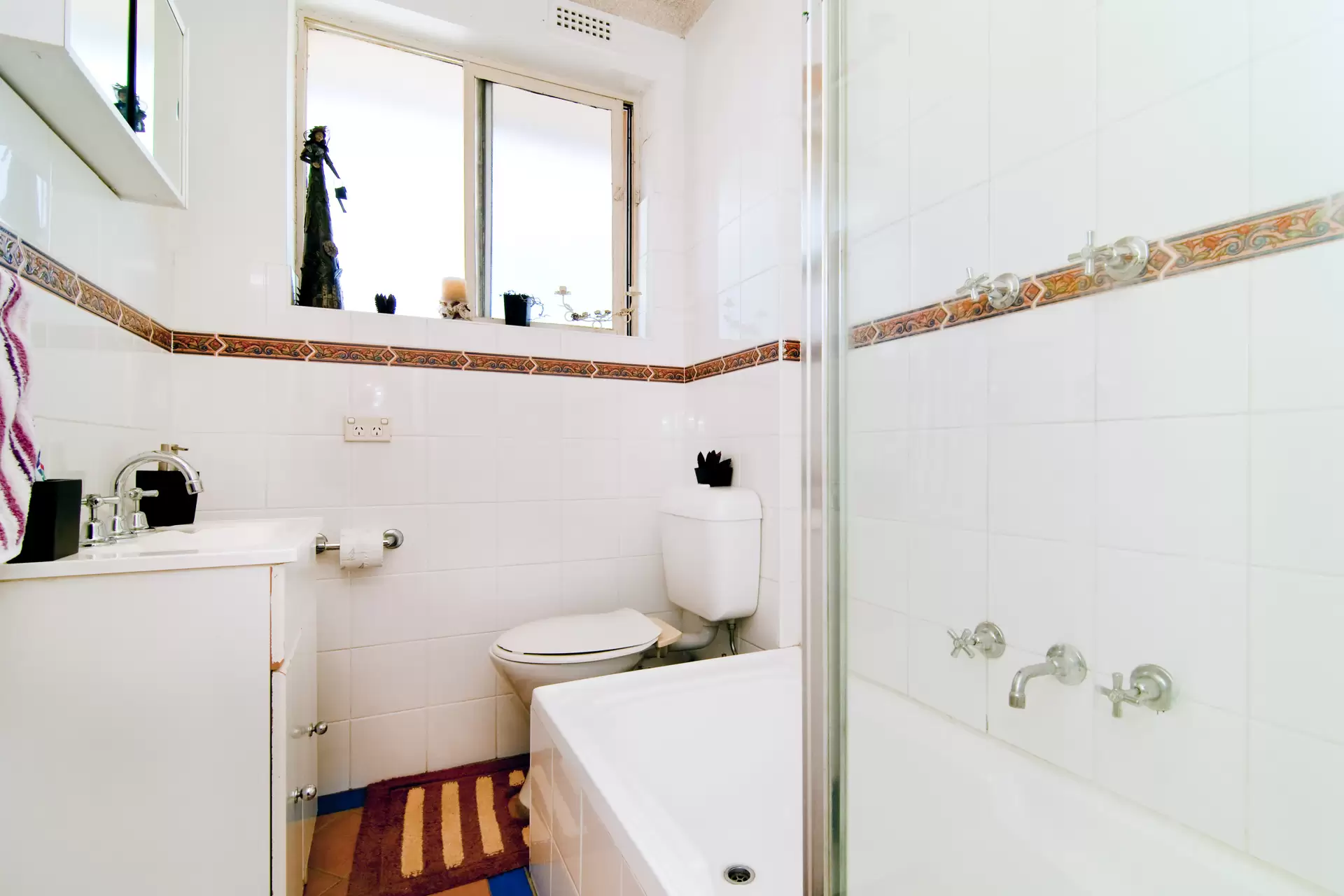 1/25 Morrison Road, Gladesville Leased by Cassidy Real Estate - image 1