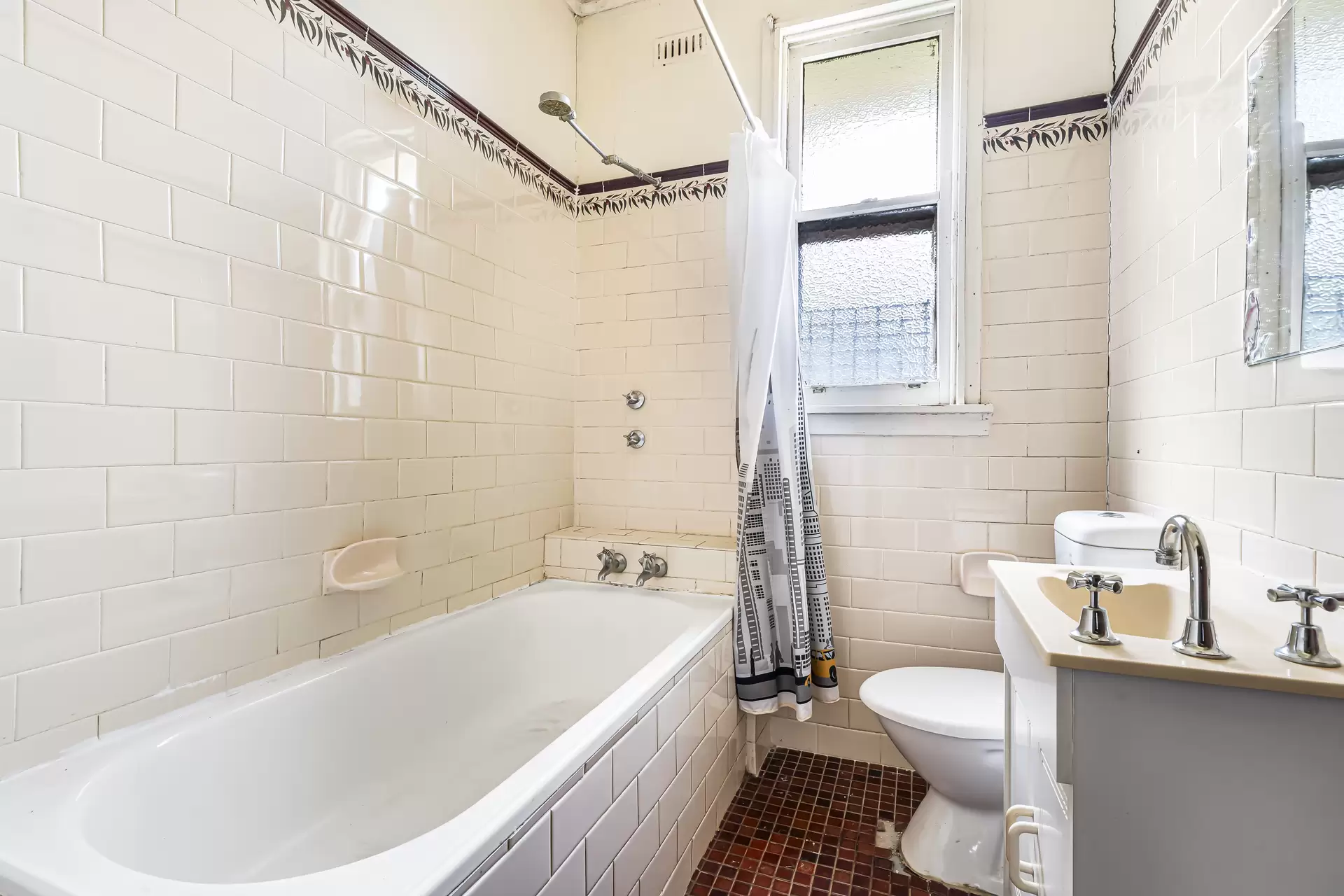 35 Bray Street, Dundas For Sale by Cassidy Real Estate - image 1
